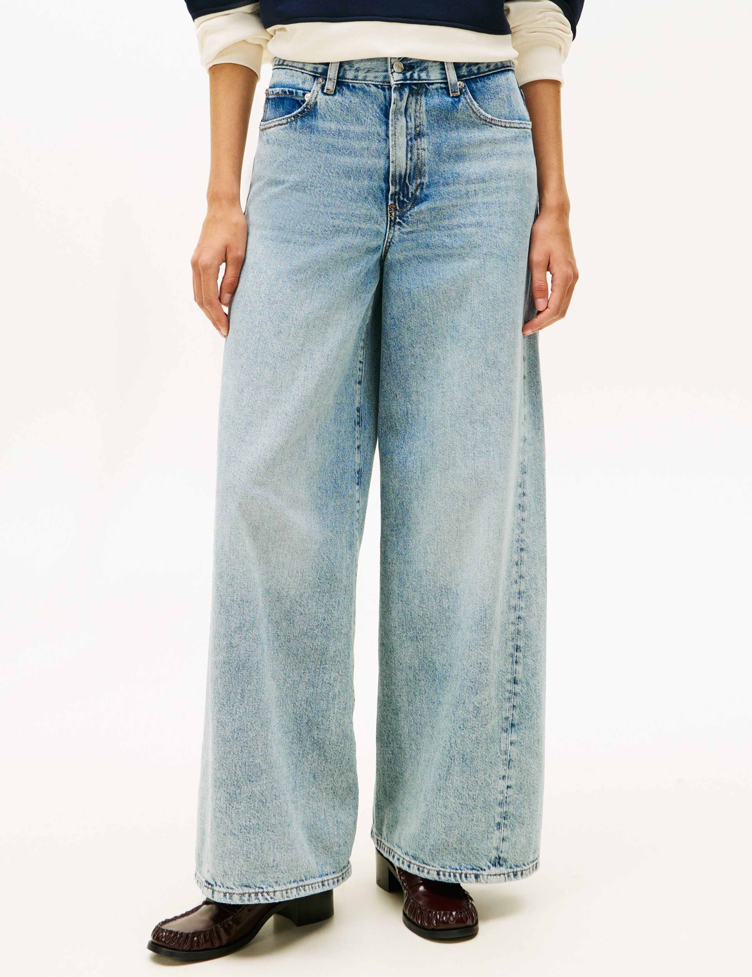 70s High Waisted Wide Leg Jeans 1 of 5