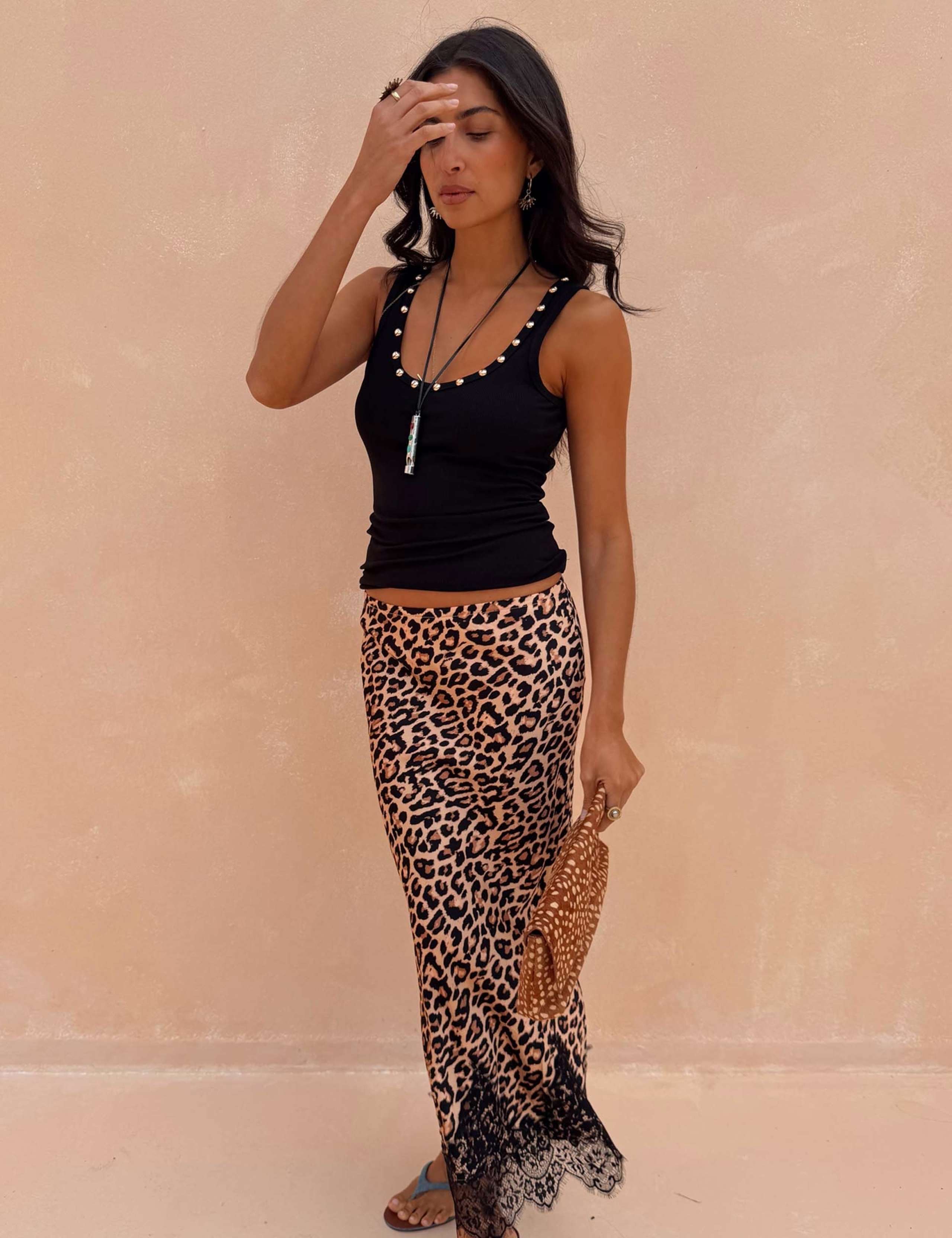 Ribbed Scoop Neck Stud Detail Vest Top 3 of 4