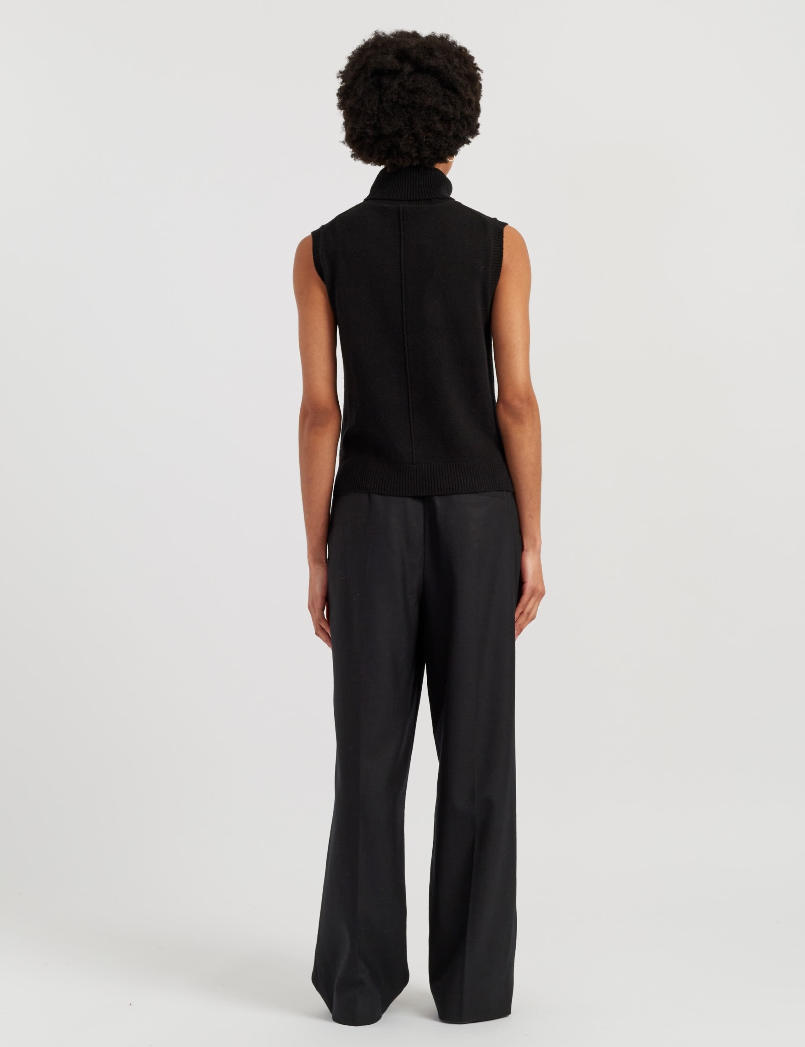 Wool Rich Knitted Vest with Cashmere 4 of 4