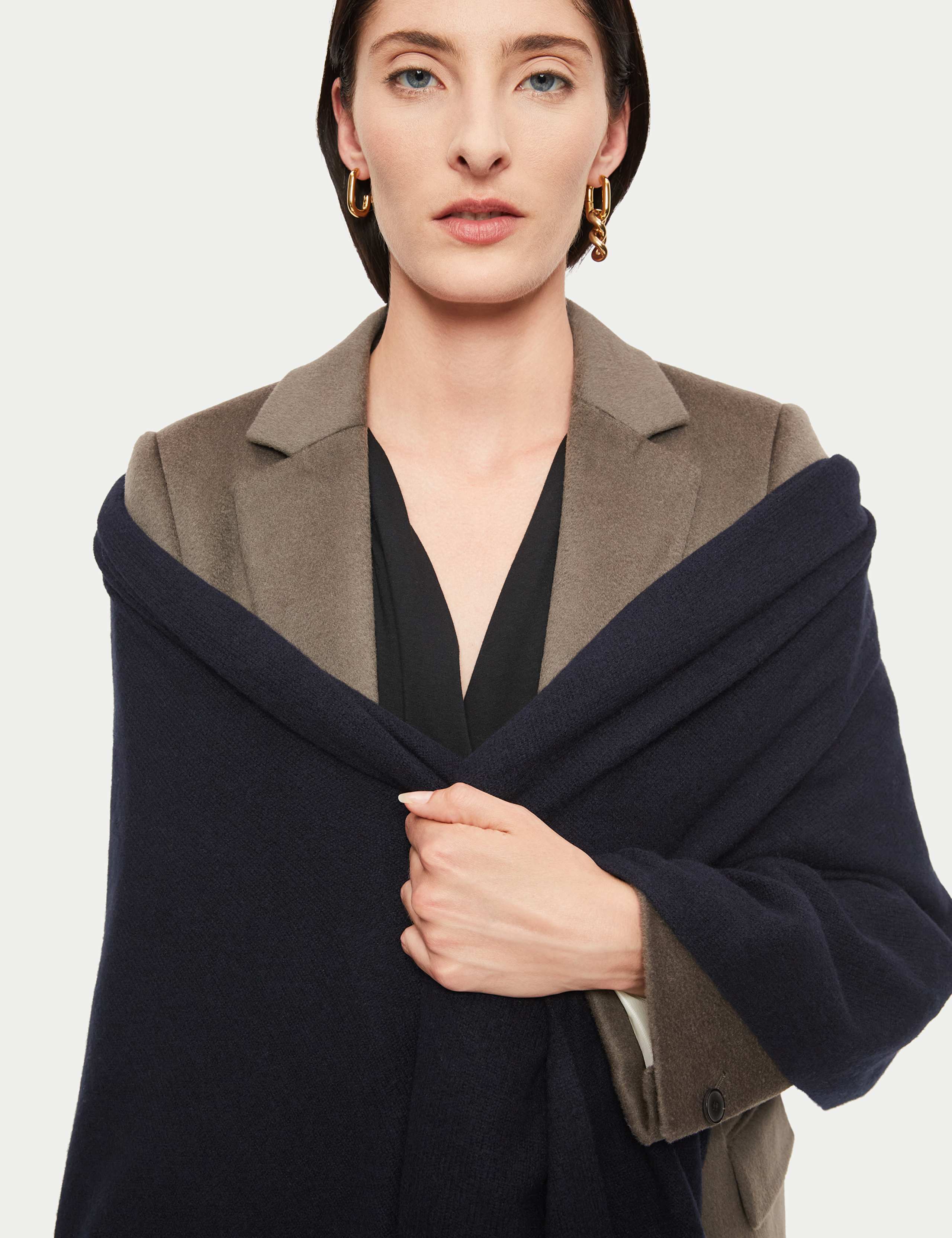 Wool Rich Cashmere Blend Scarf 4 of 6