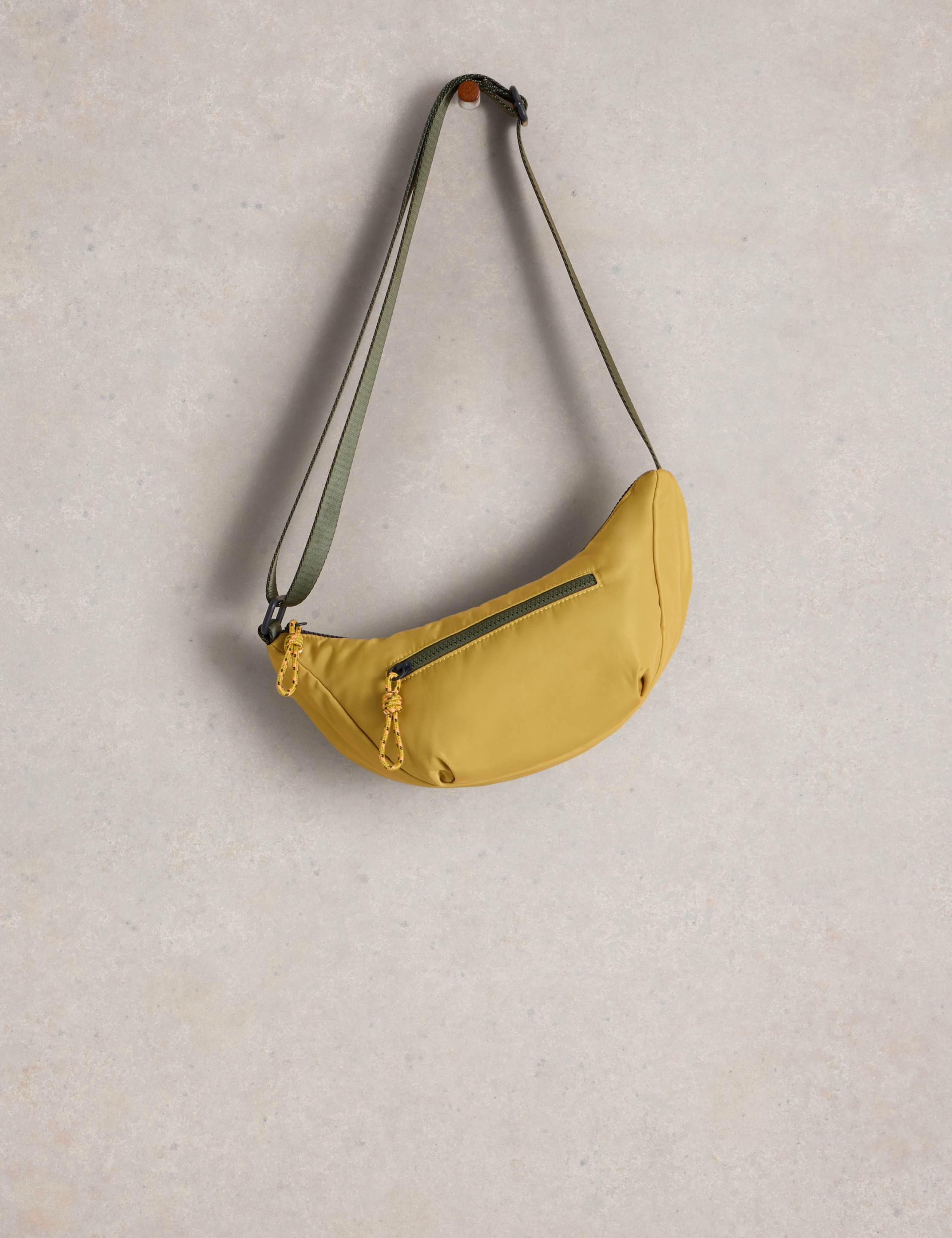 Cross Body Bag 3 of 5