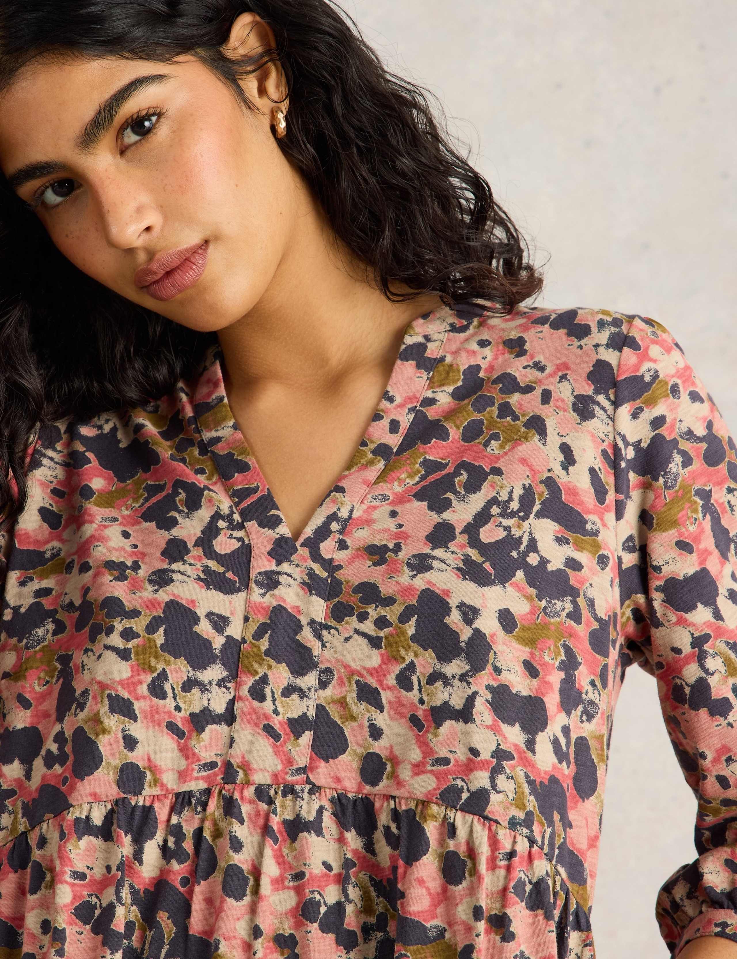 Pure Cotton Printed V-Neck Tunic 5 of 6