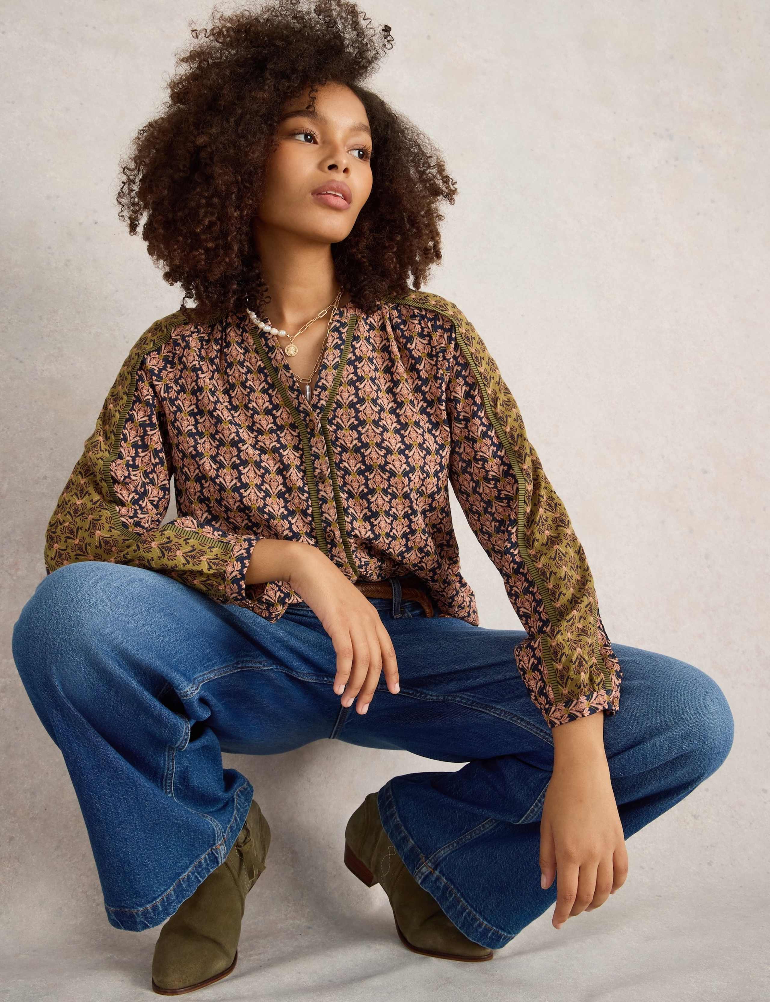 Mid Rise Wide Leg Jeans 1 of 6