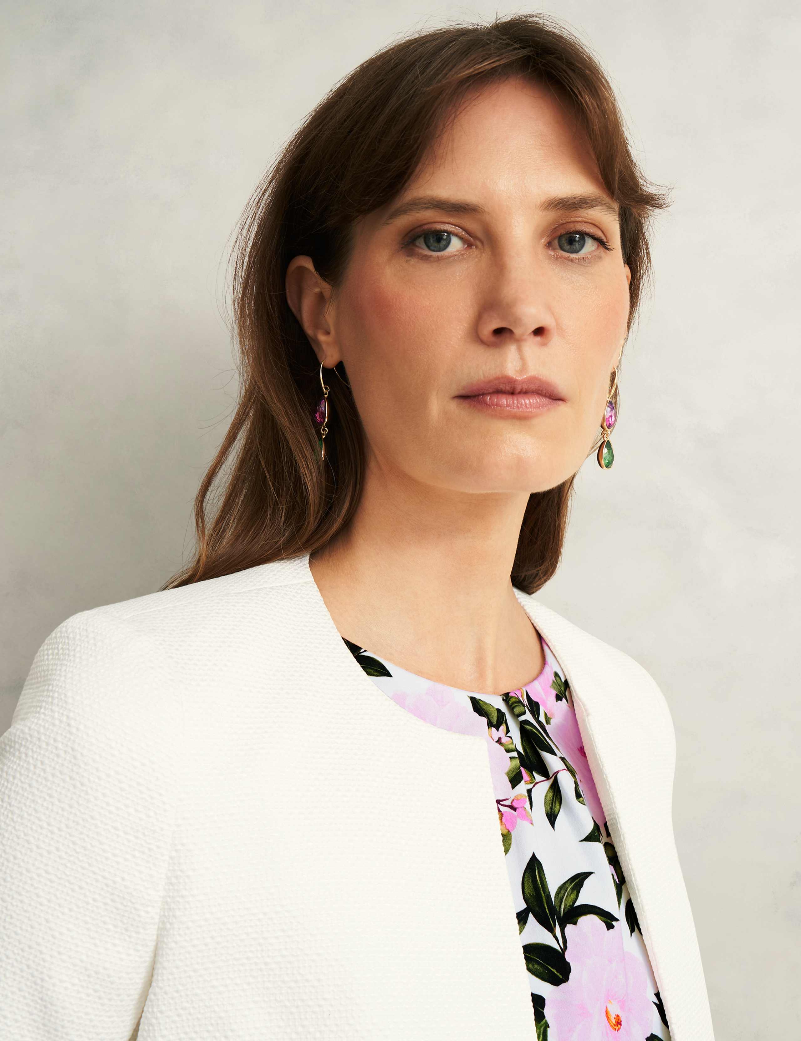 Collarless Cropped Jacket 3 of 8