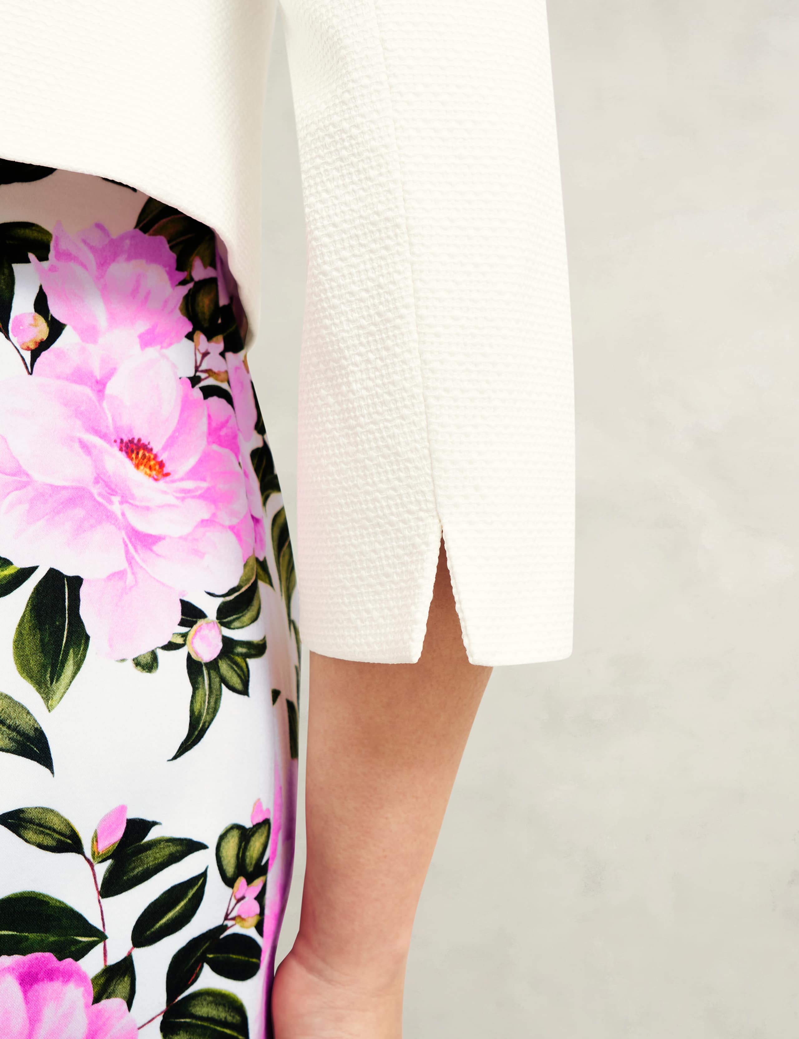 Collarless Cropped Jacket 5 of 8