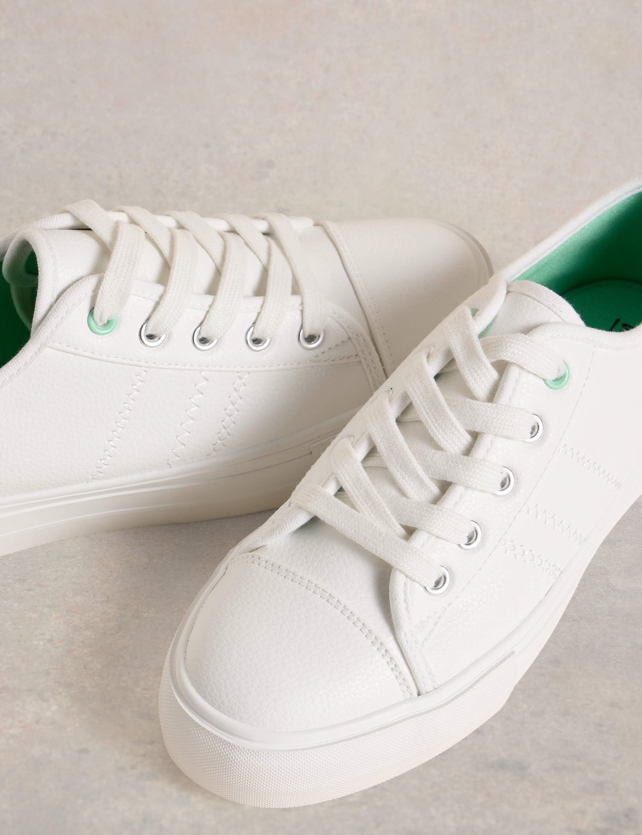 Flatform Trainers 4 of 4