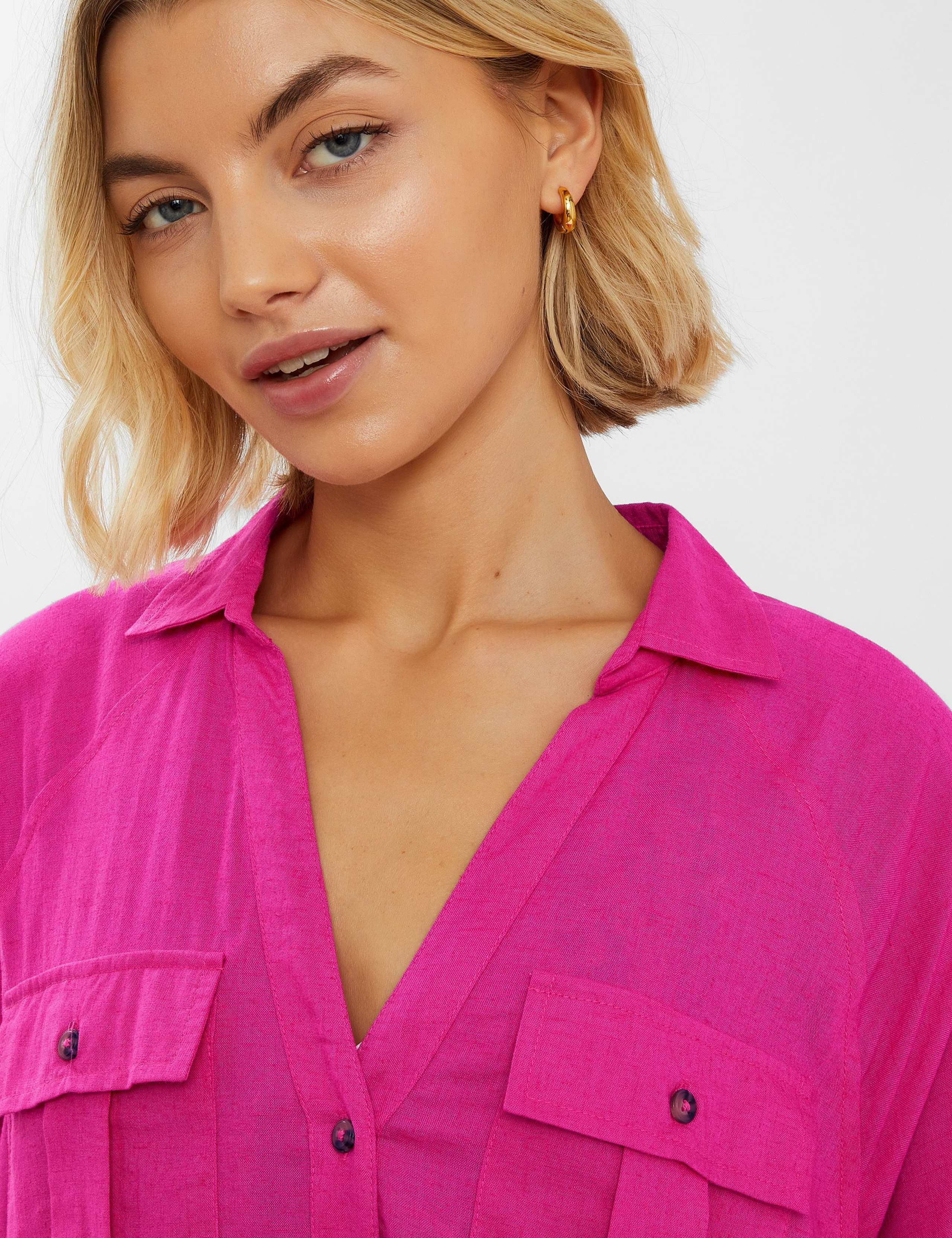 Collared Beach Shirt with Linen 4 of 4