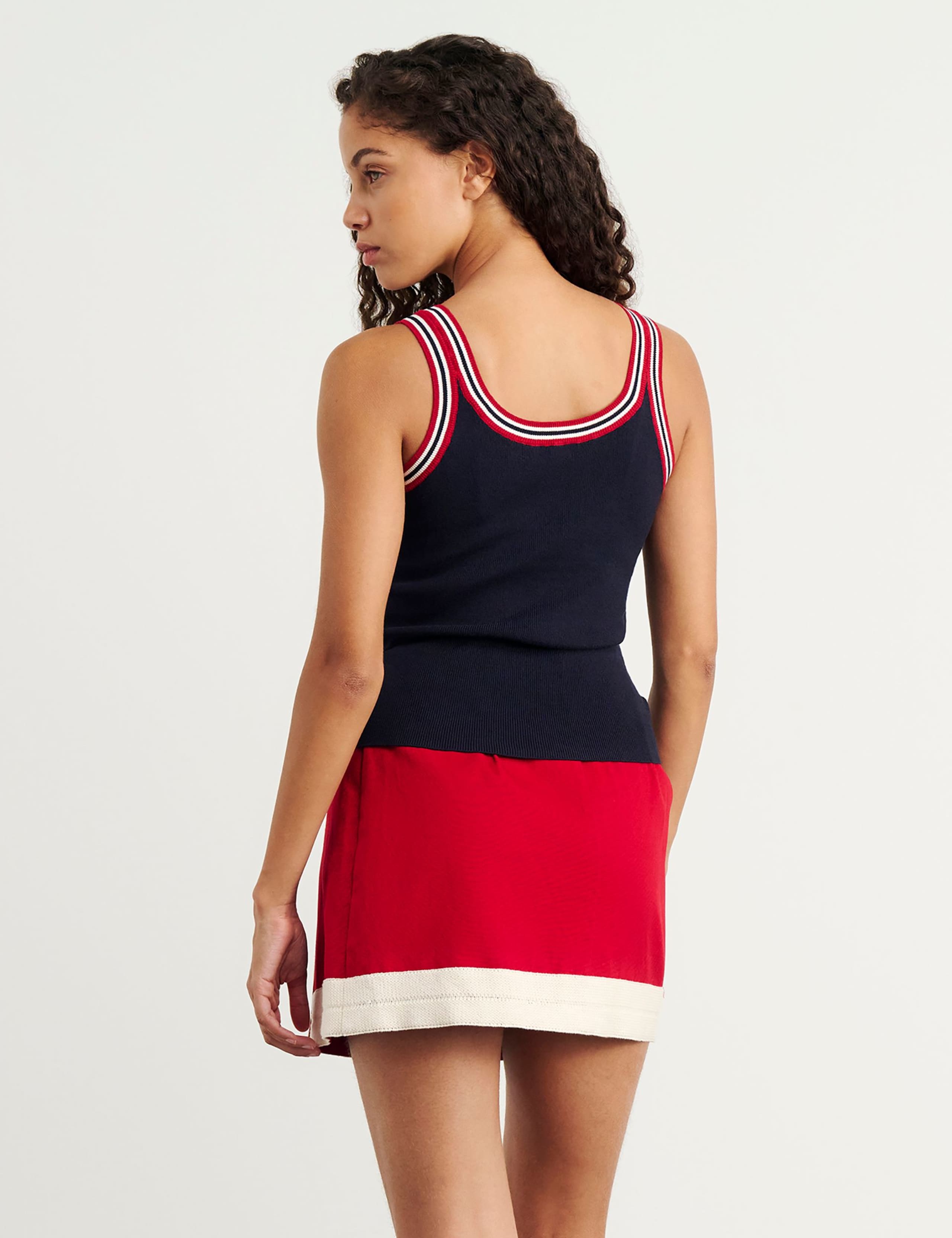 Scoop Neck Knitted Vest 5 of 6