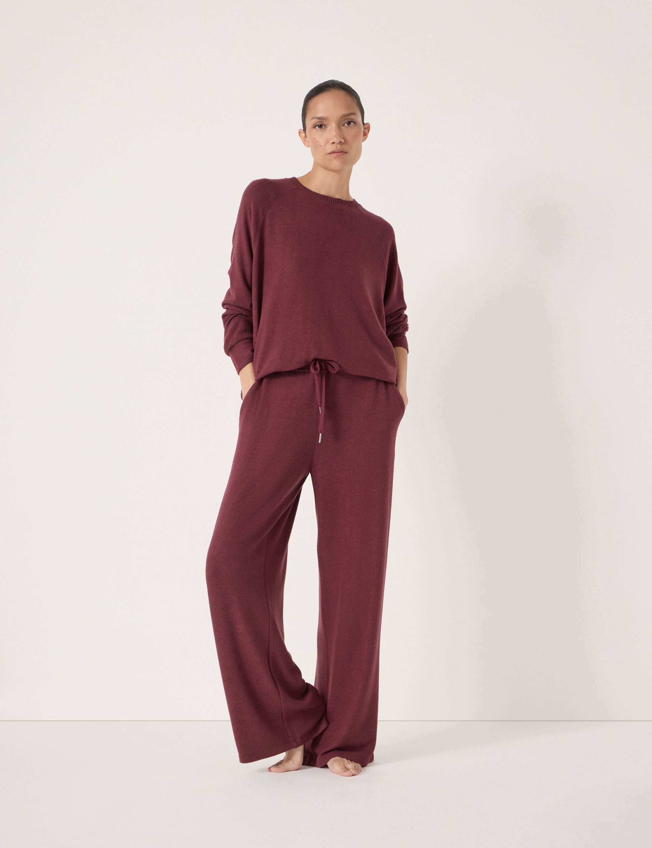 Supersoft Drawstring Wide Leg Joggers 4 of 5