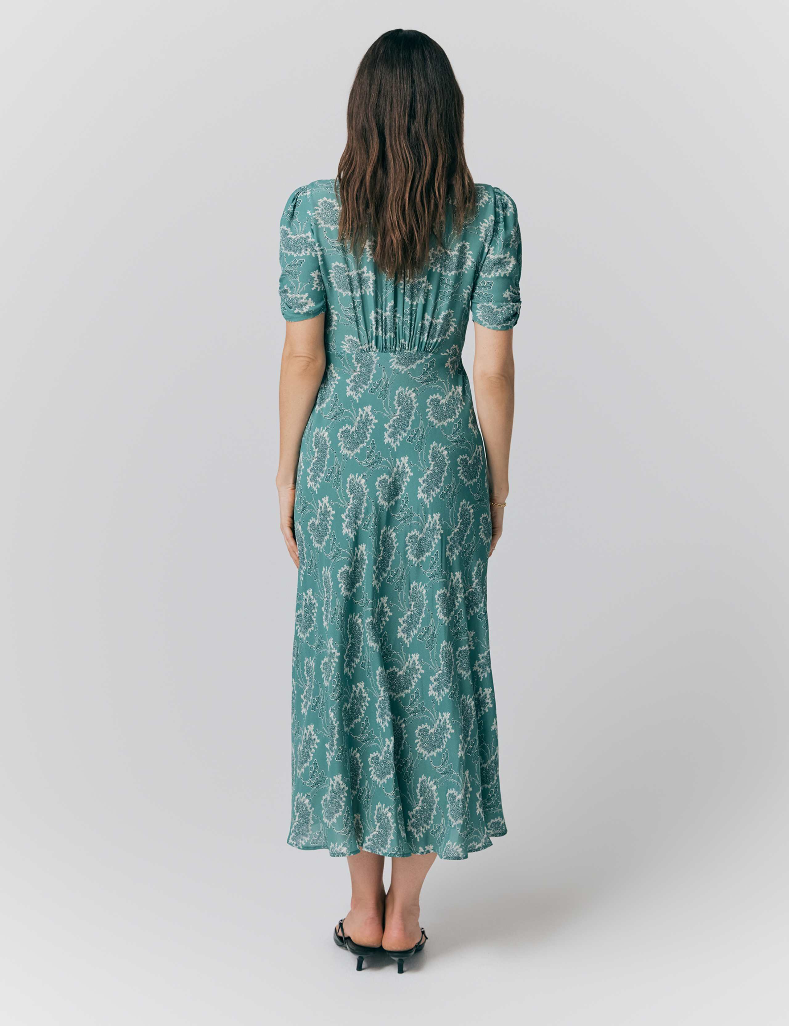 Crepe Floral V-Neck Midi Tea Dress 2 of 4
