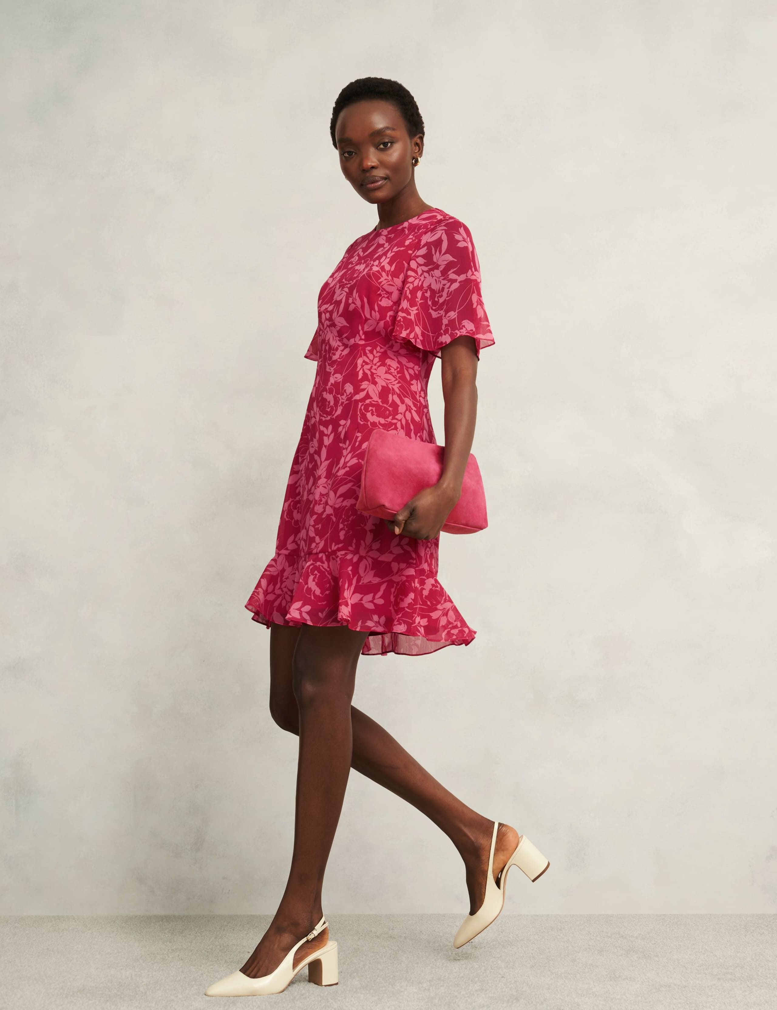 Floral Round Neck Knee Length Skater Dress 6 of 9