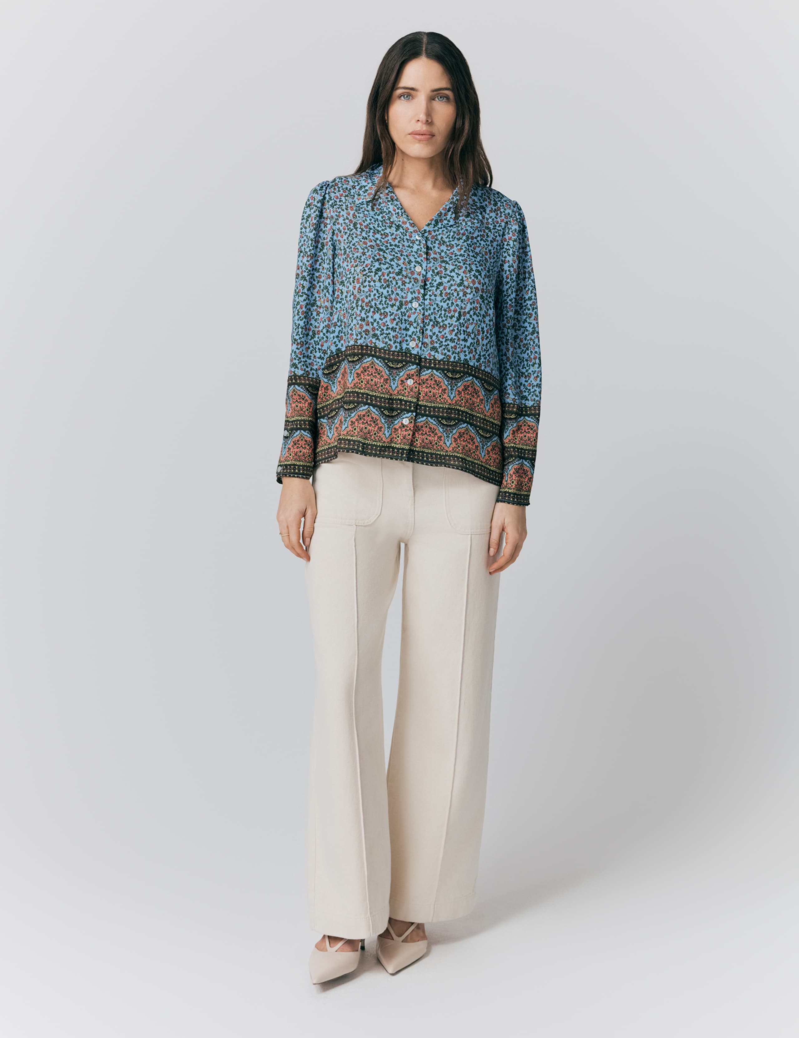 Floral Collared Button Through Blouse 2 of 4