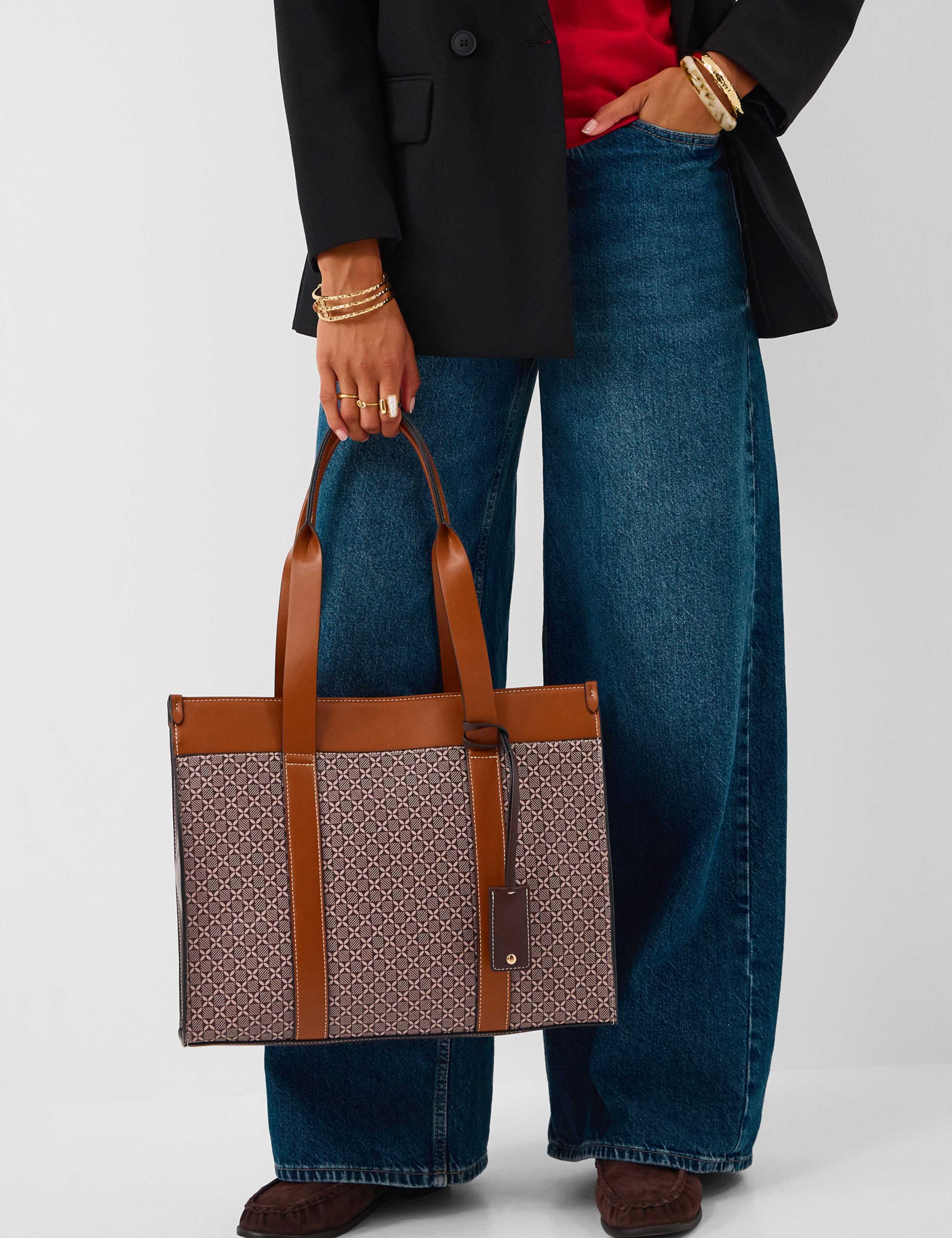 Geometric Print Shoulder Bag 1 of 5