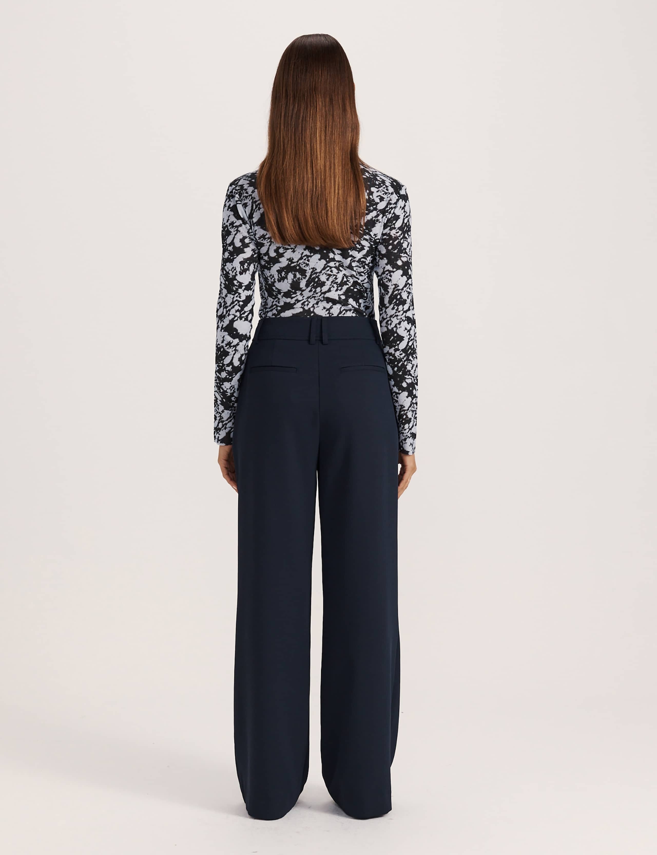 Tailored Wide Leg Trousers 3 of 6