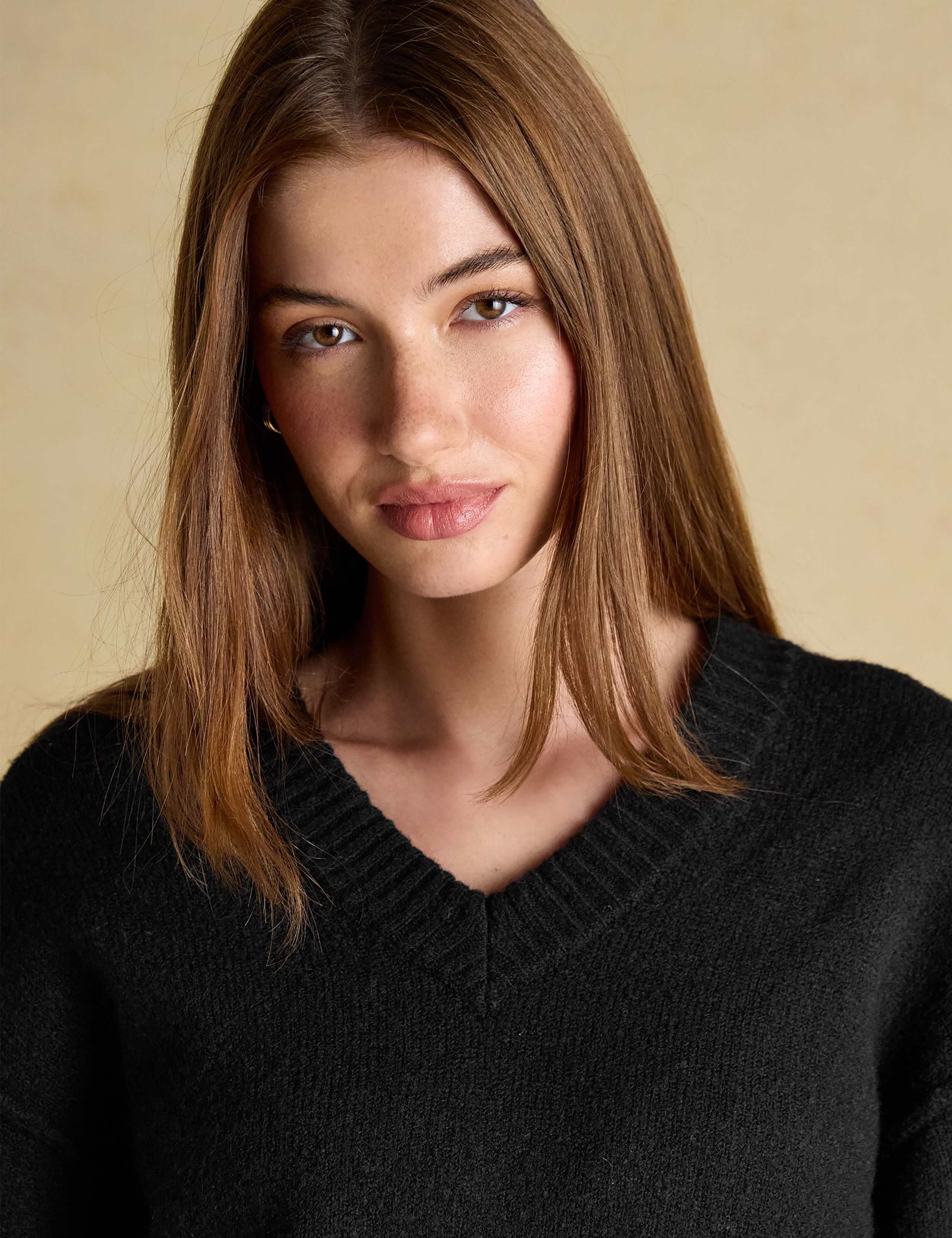 V-Neck Seam Detail Relaxed Jumper 5 of 8