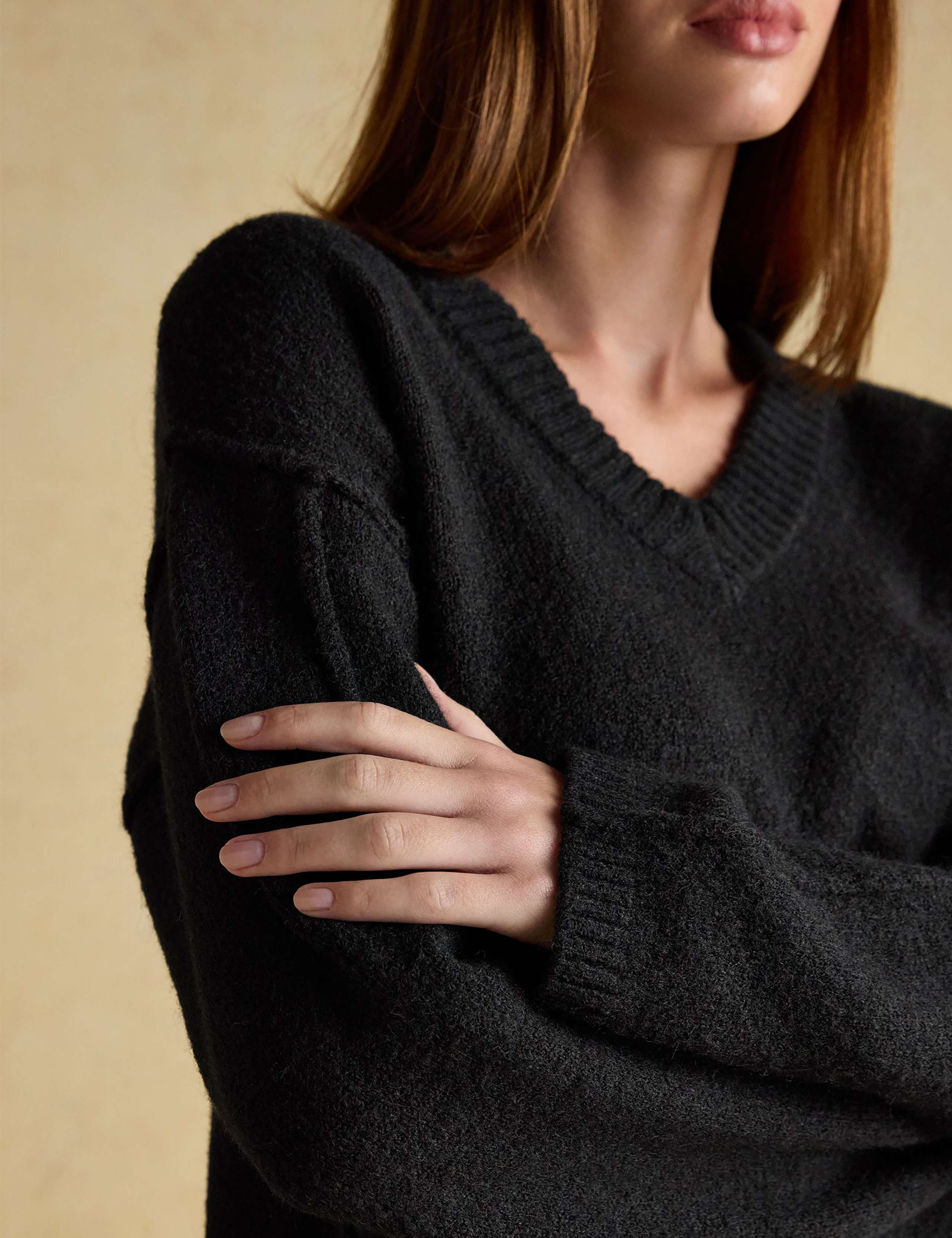 V-Neck Seam Detail Relaxed Jumper 6 of 8