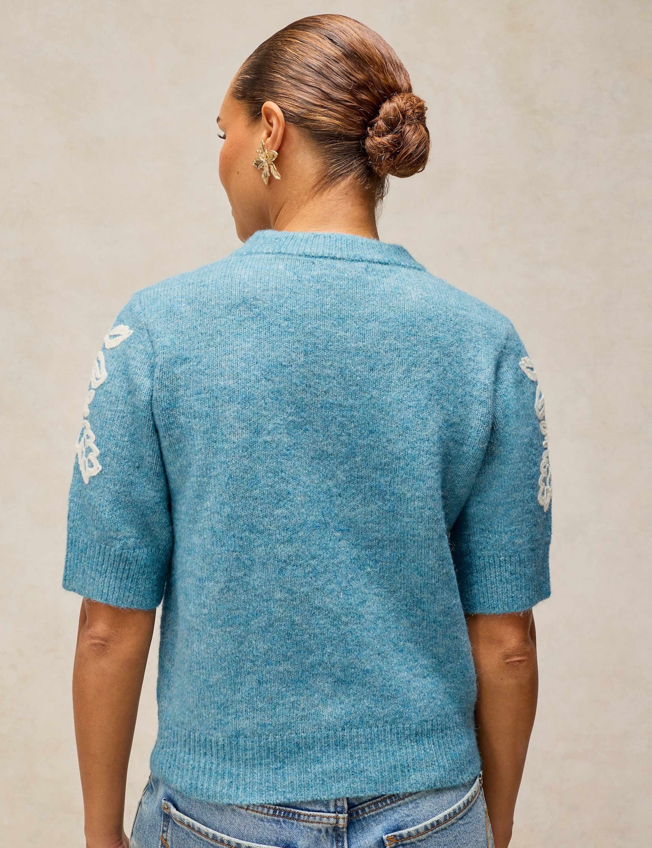 KNITTED EMBROIDERED TEE 5 of 6