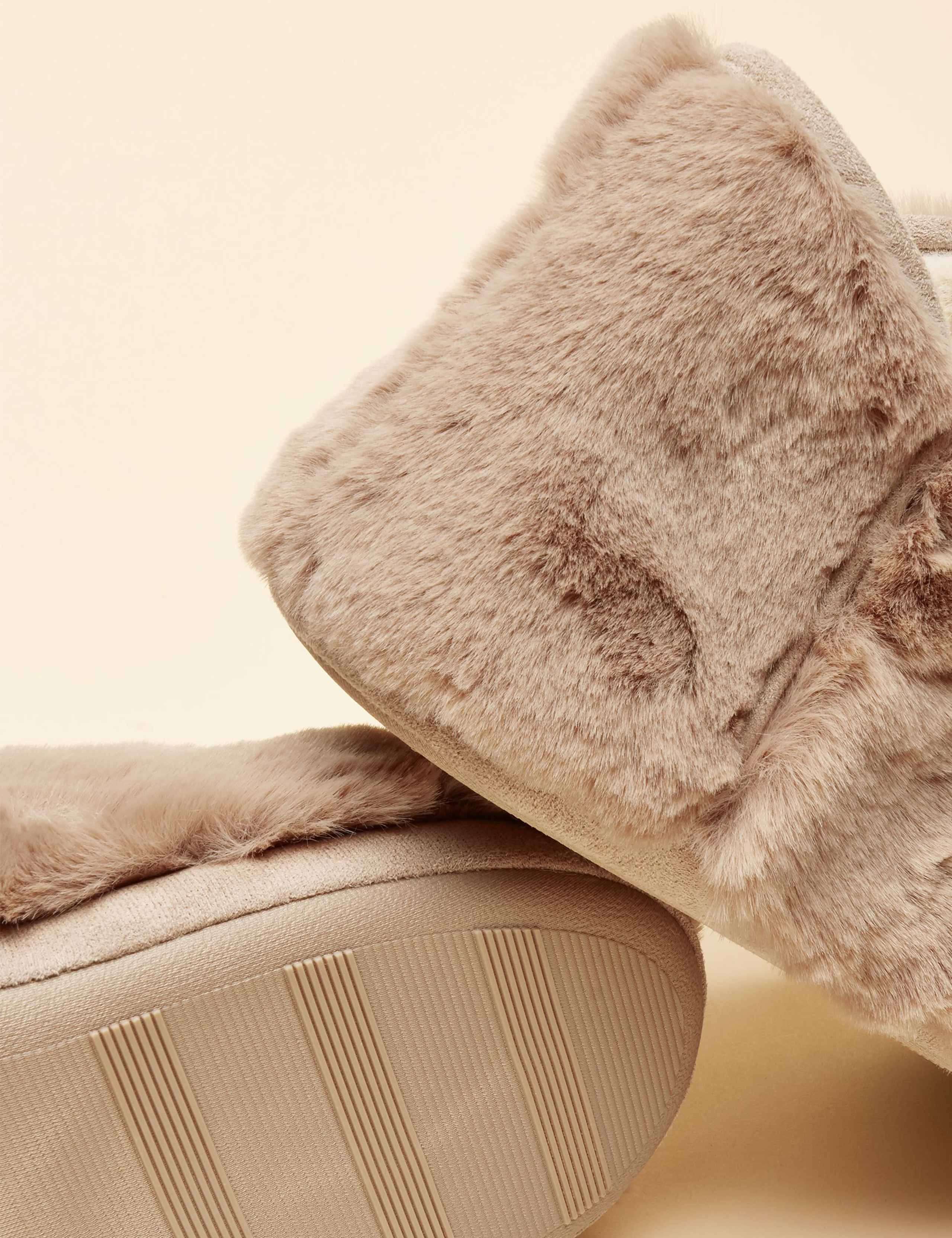 Slipper Boots 6 of 6