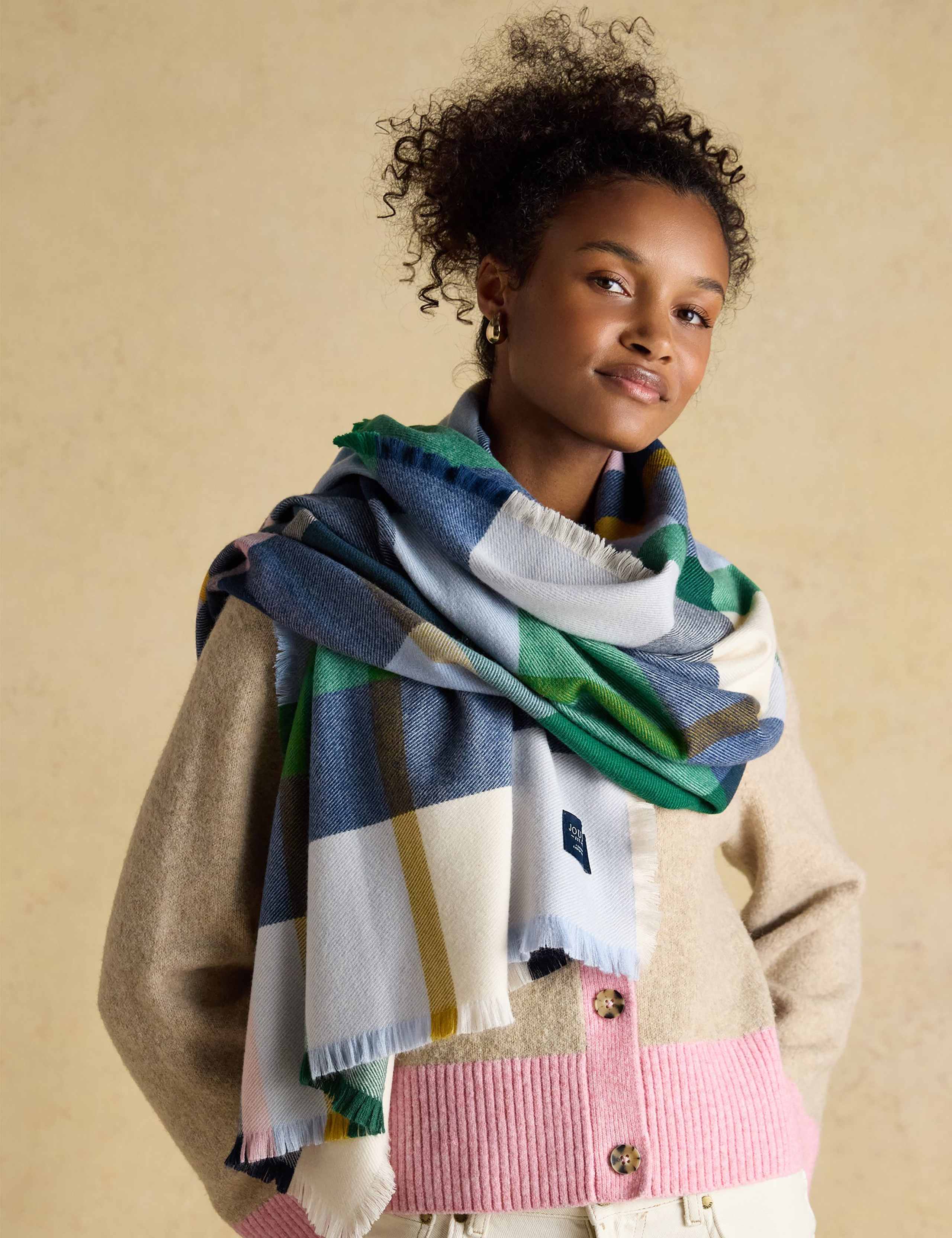 Tartan Large Scarf 3 of 7