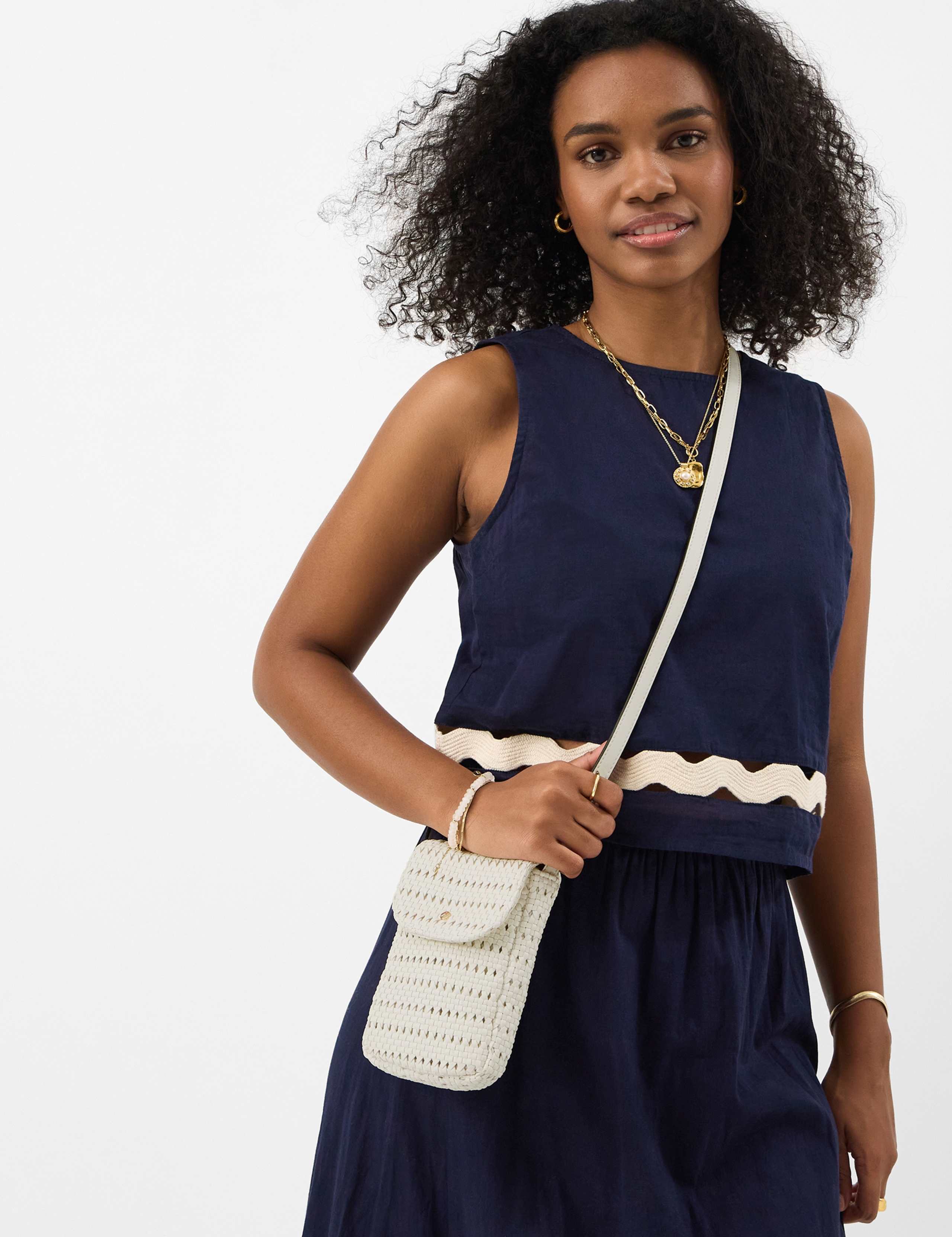 Woven Cross Body Phone Bag 3 of 4