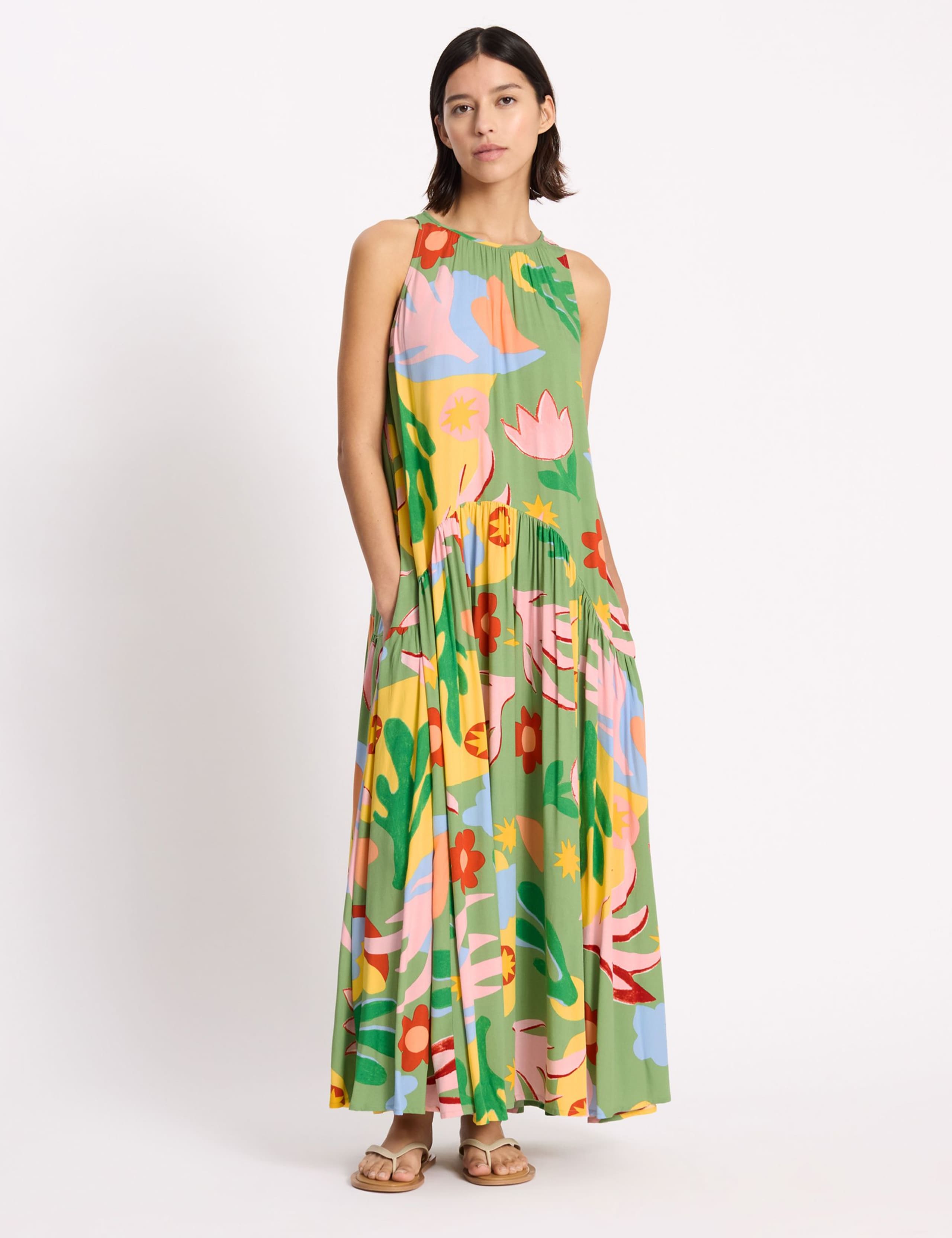 Tropical Print Halterneck Maxi Dress 3 of 6