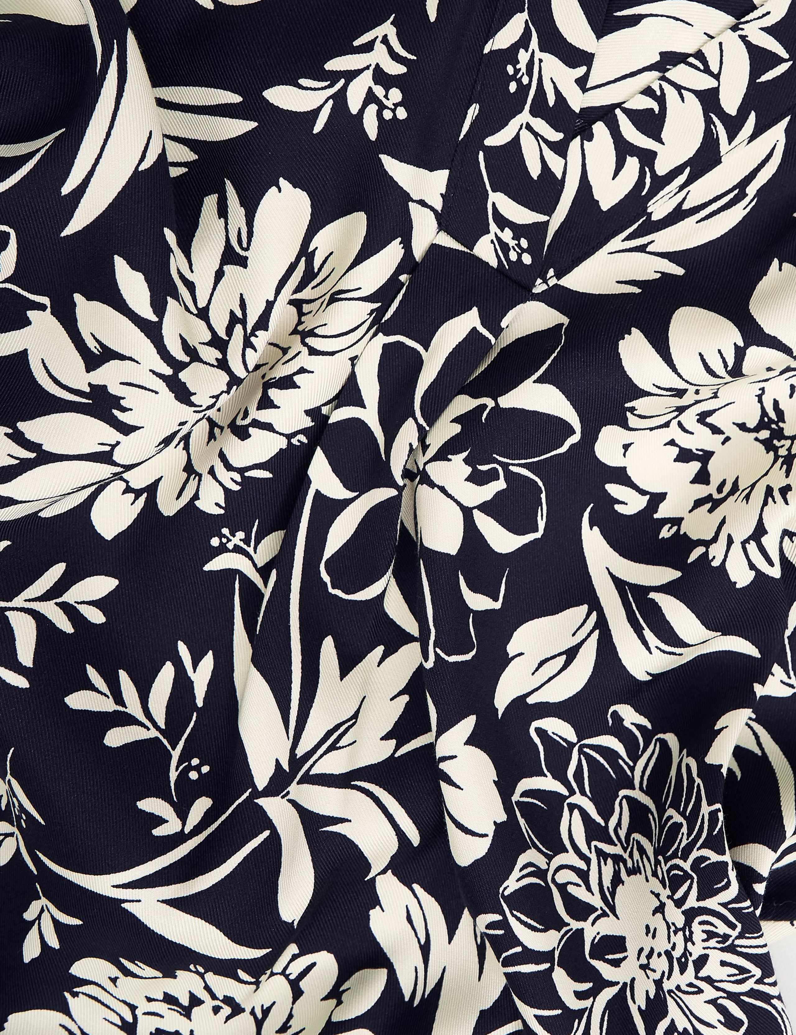 Floral V-Neck Knee Length Shift Dress 6 of 6