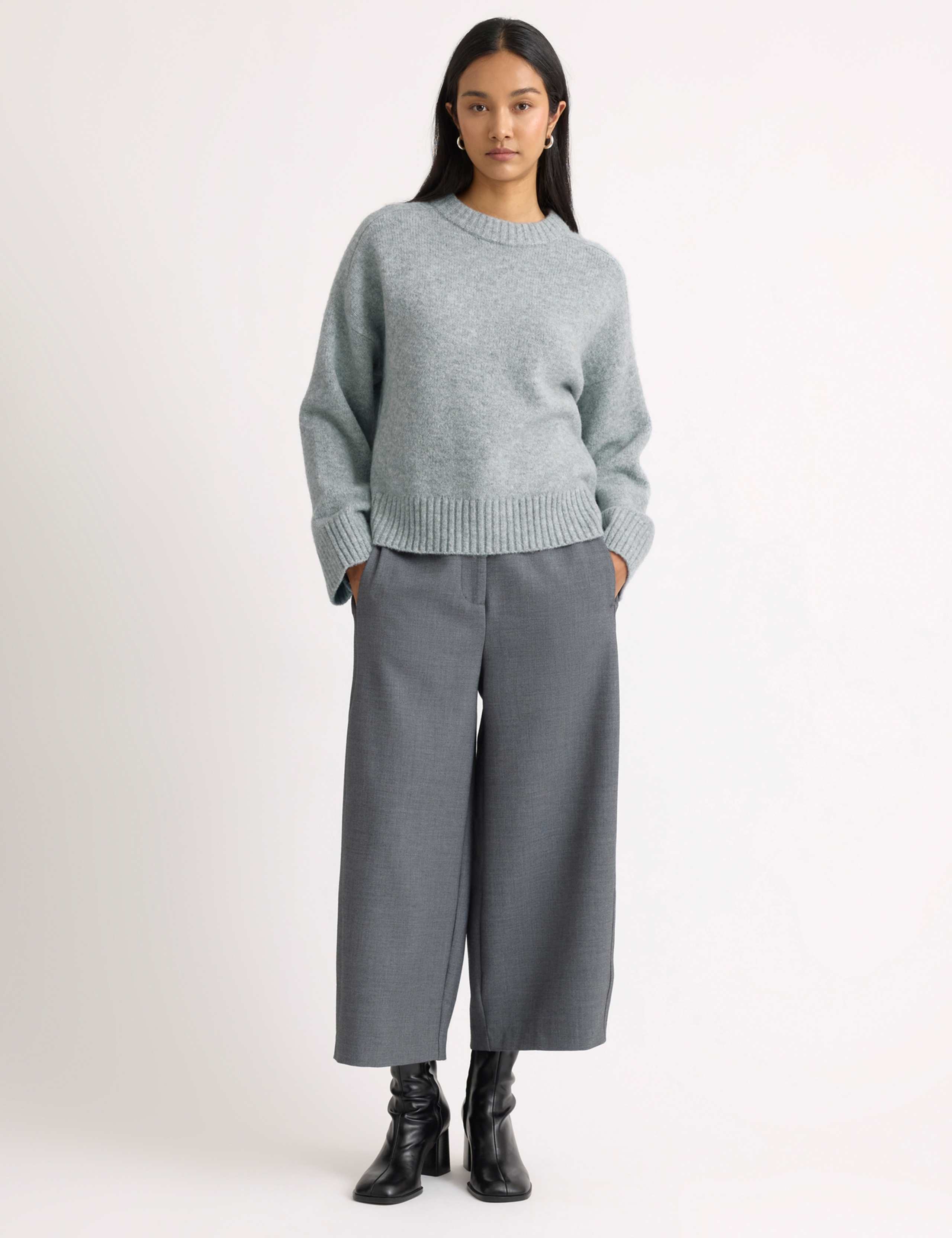 Raglan Sleeve Jumper with Wool 4 of 5