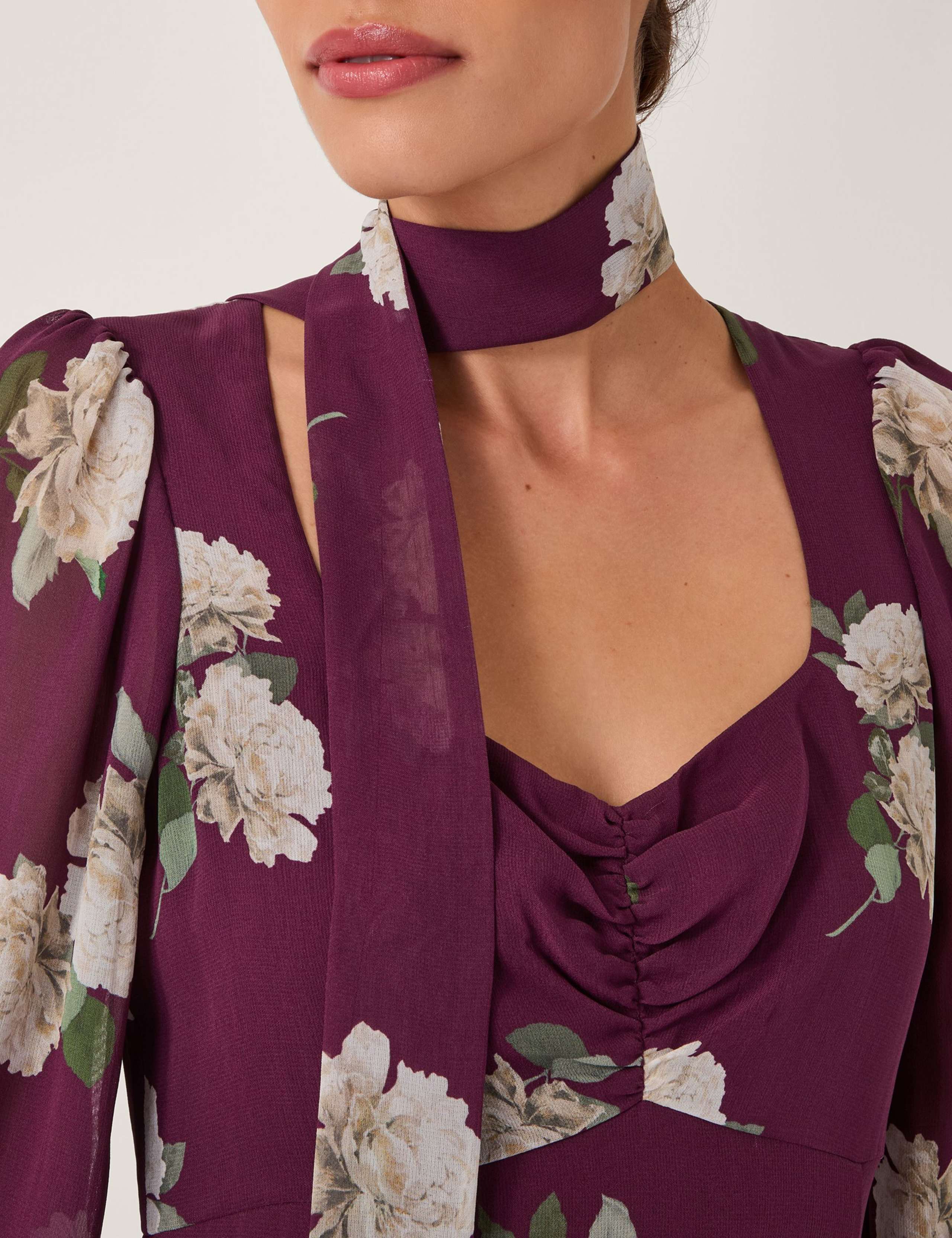 Floral Sweetheart Neckline Midi Tea Dress 4 of 4