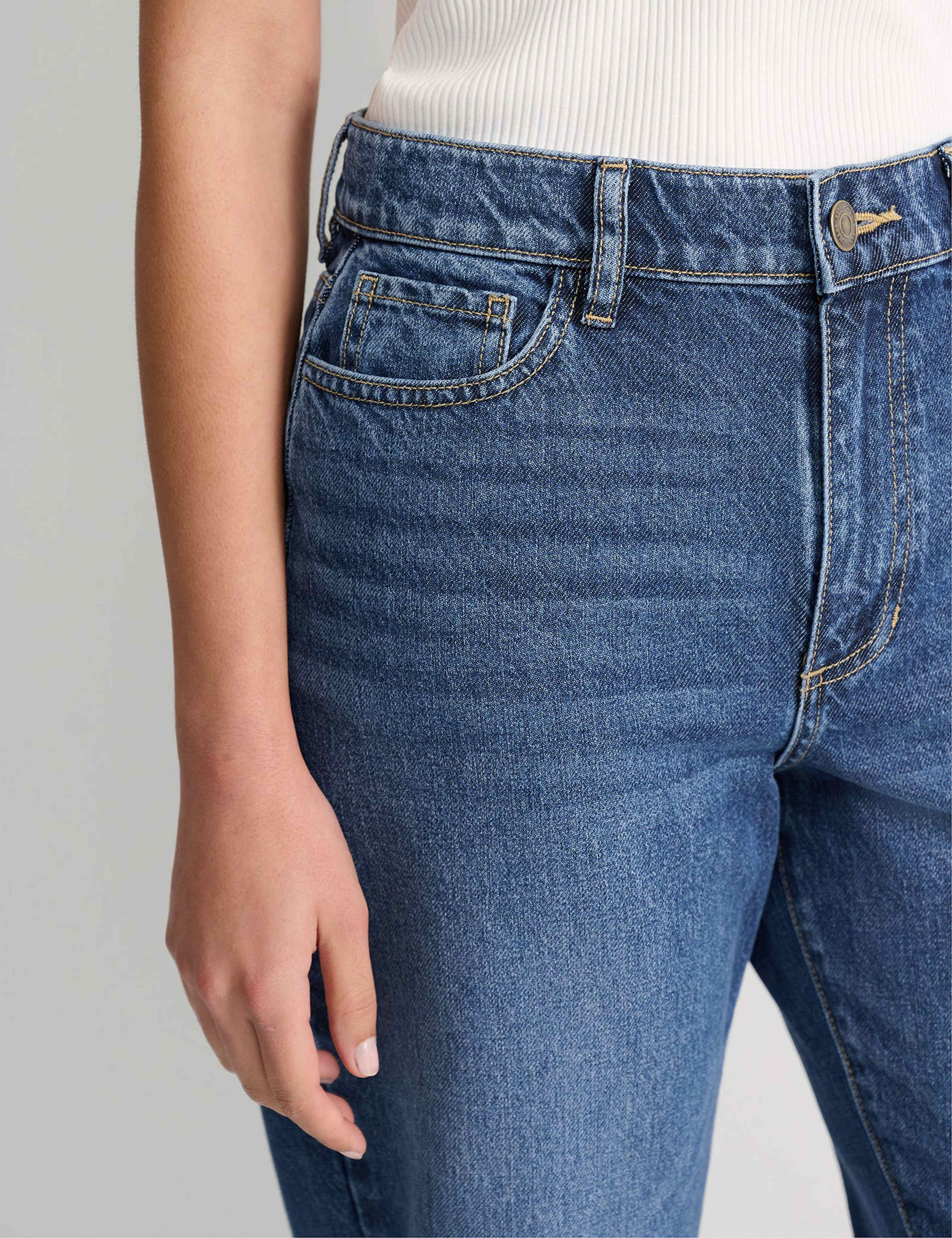 Lyocell Blend High Waisted Barrel Jeans 2 of 5