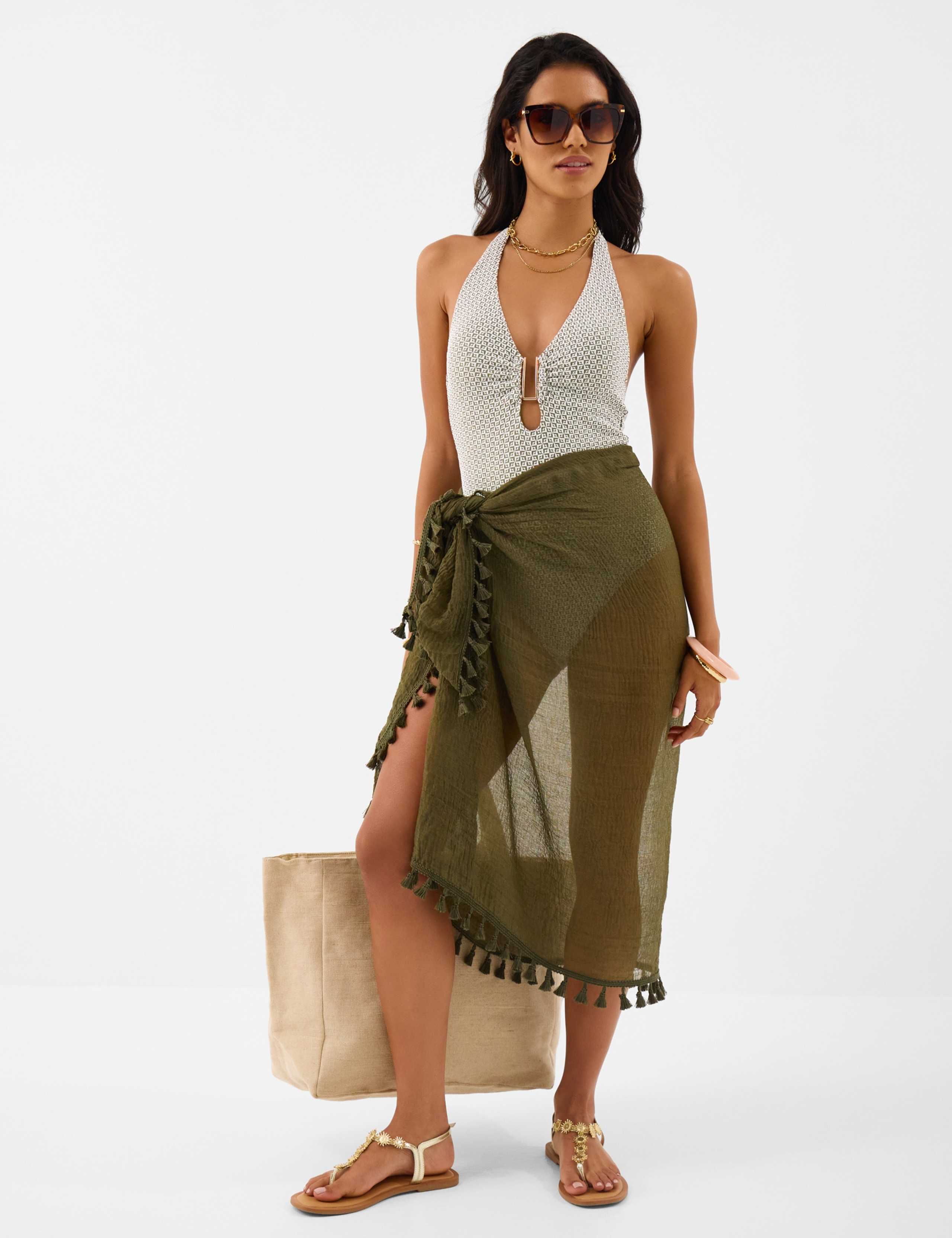 Geometric Padded U-Wire Halterneck Swimsuit 2 of 4