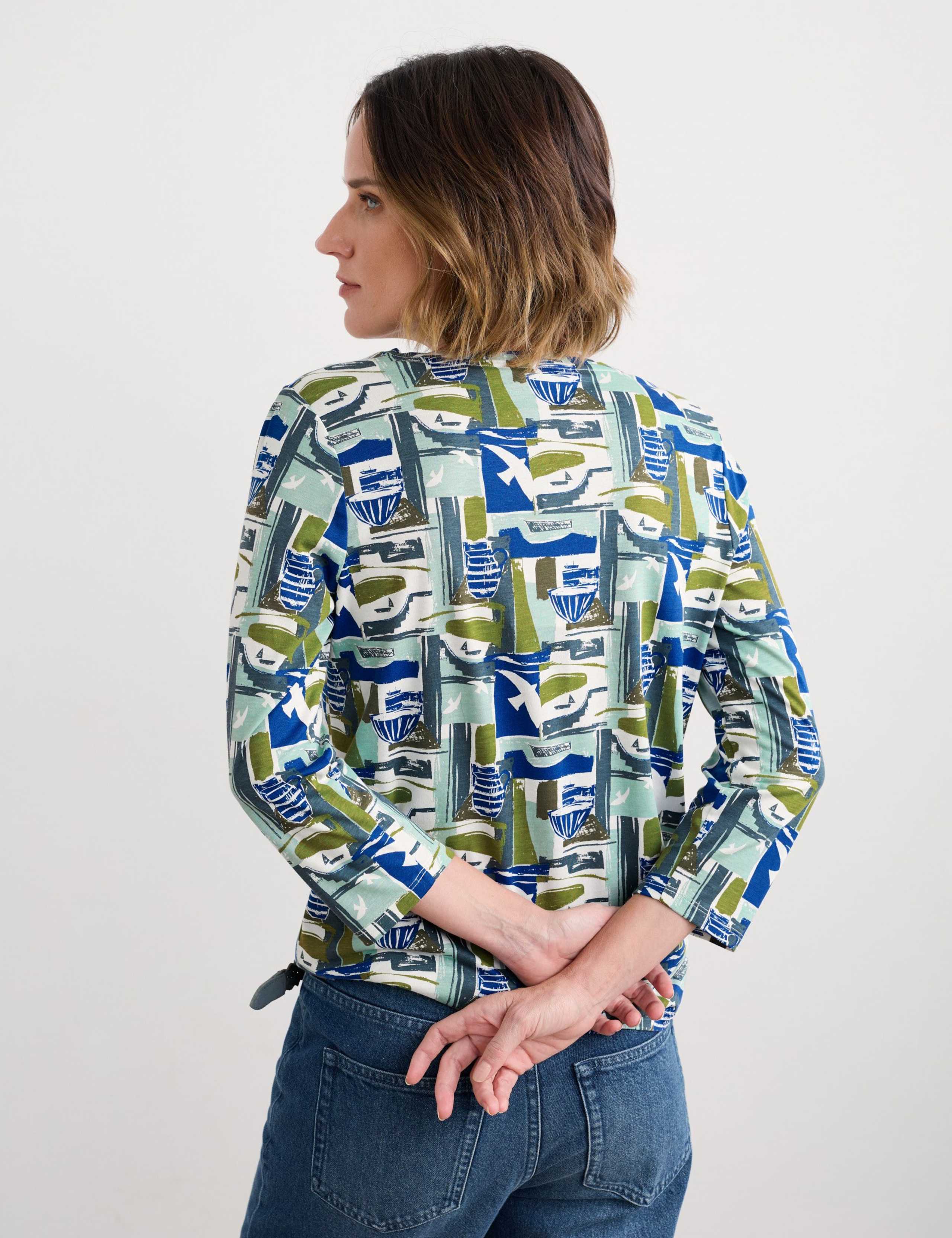 Printed Notch Neck Top 2 of 3