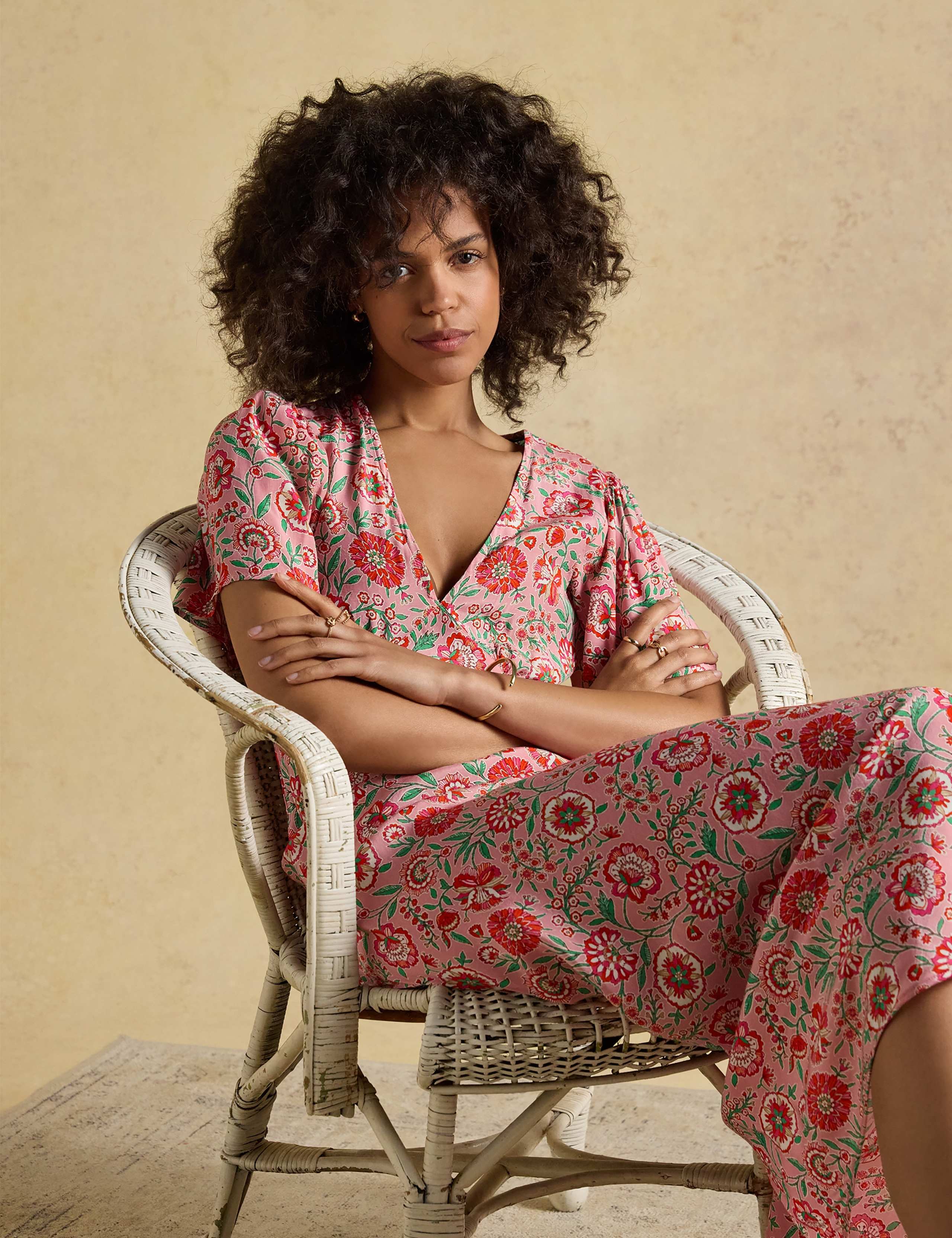 Floral V-Neck Midaxi Tea Dress 5 of 8