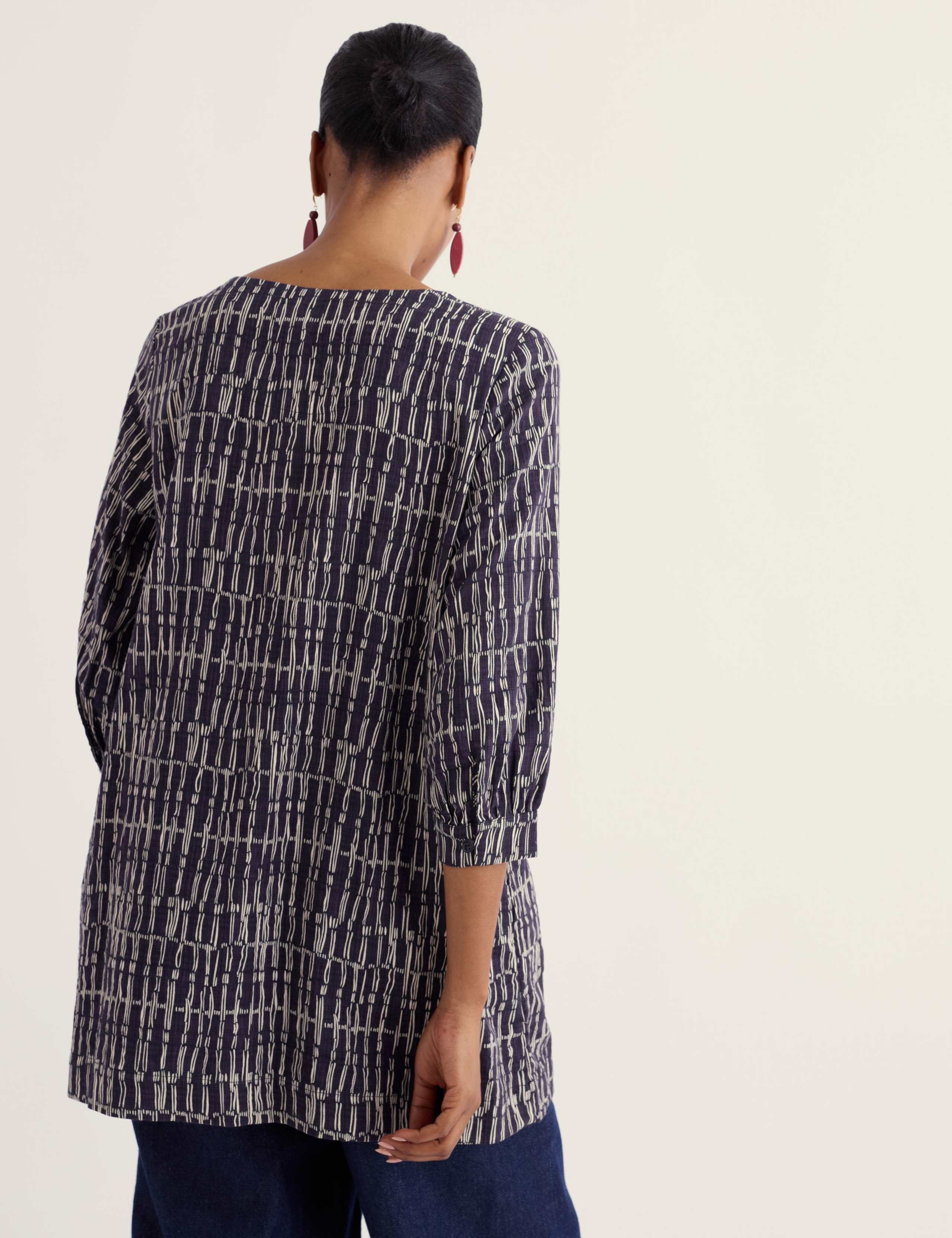 Printed Round Neck 3 Quarter Sleeve Relaxed Fit Tunic 5 of 5