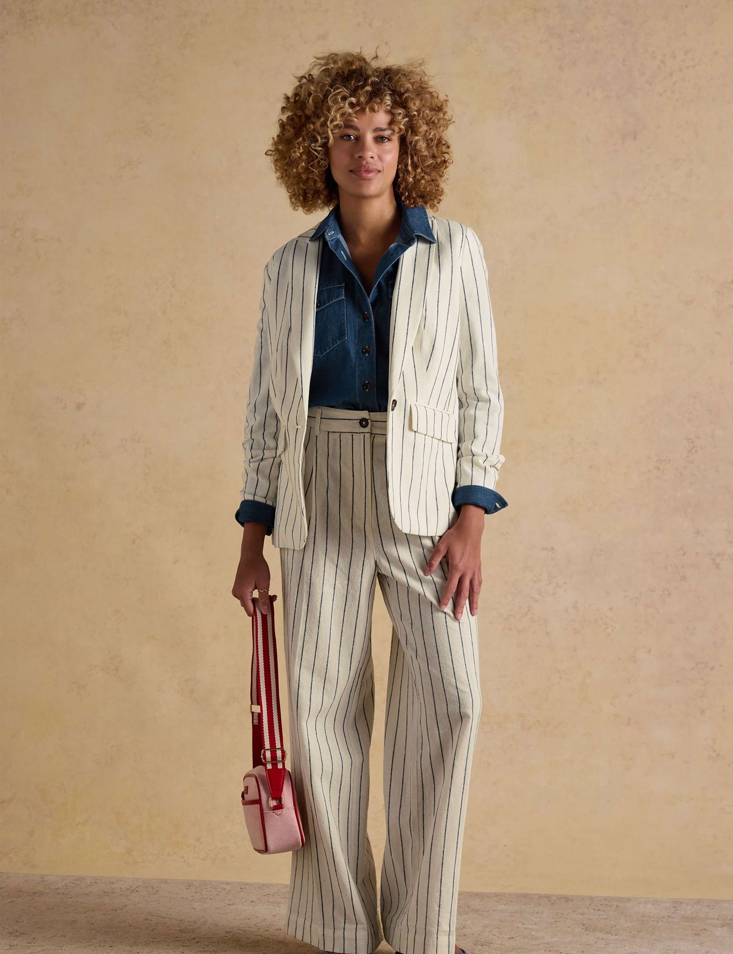 Linen Rich Single Breasted Blazer 3 of 8