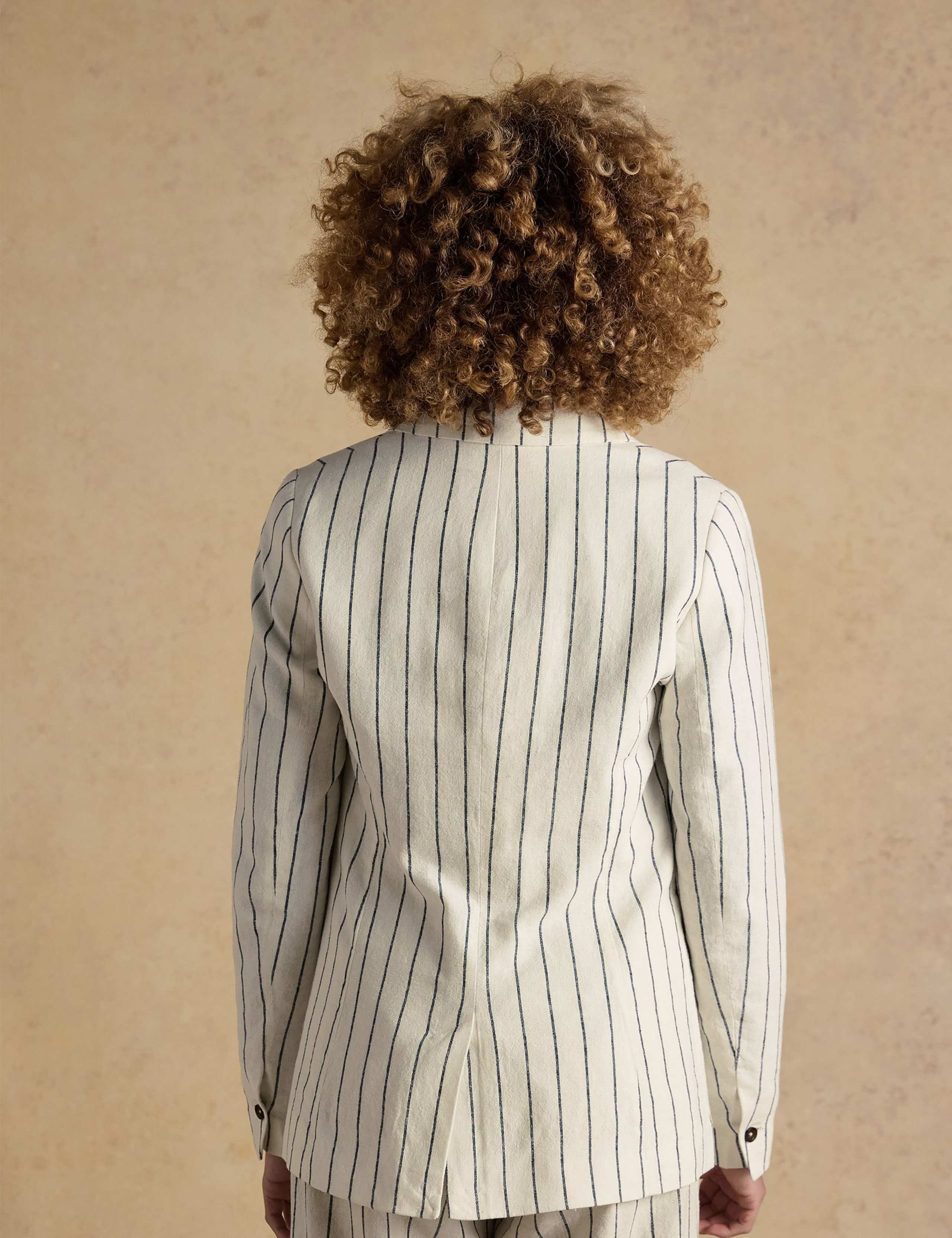 Linen Rich Single Breasted Blazer 5 of 8