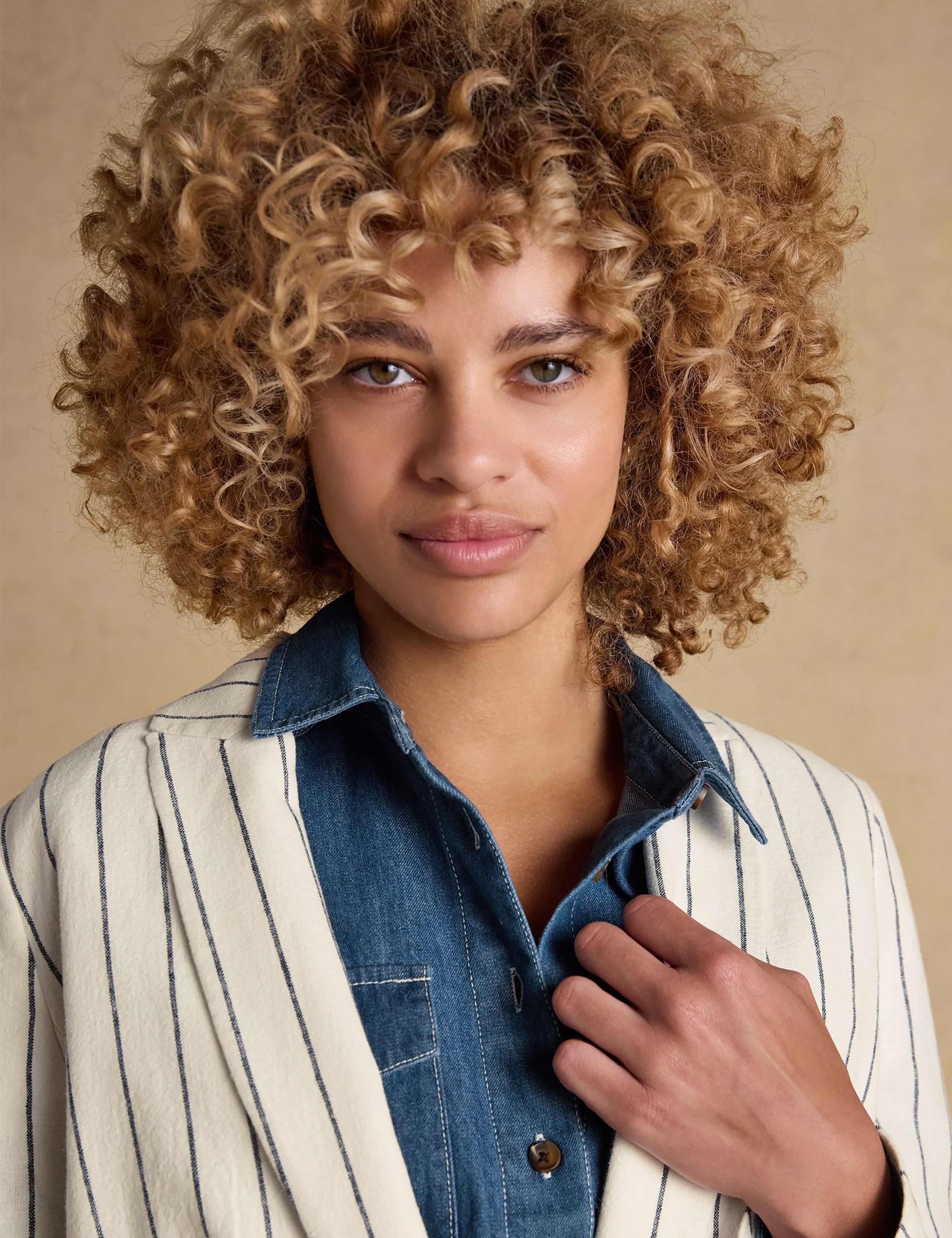 Linen Rich Single Breasted Blazer 6 of 8
