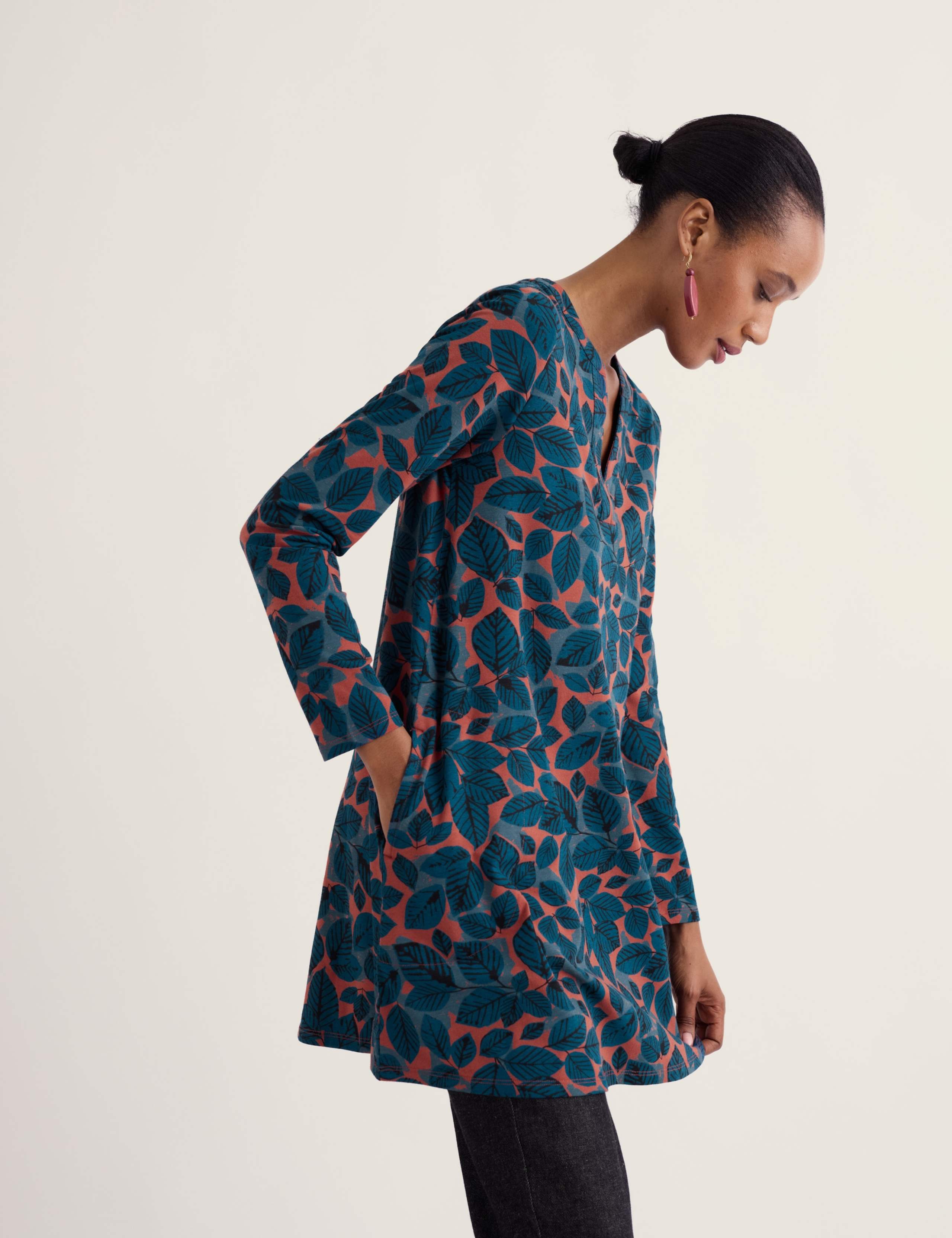 Printed Notch Neck Long Sleeve Relaxed Fit Tunic 4 of 5