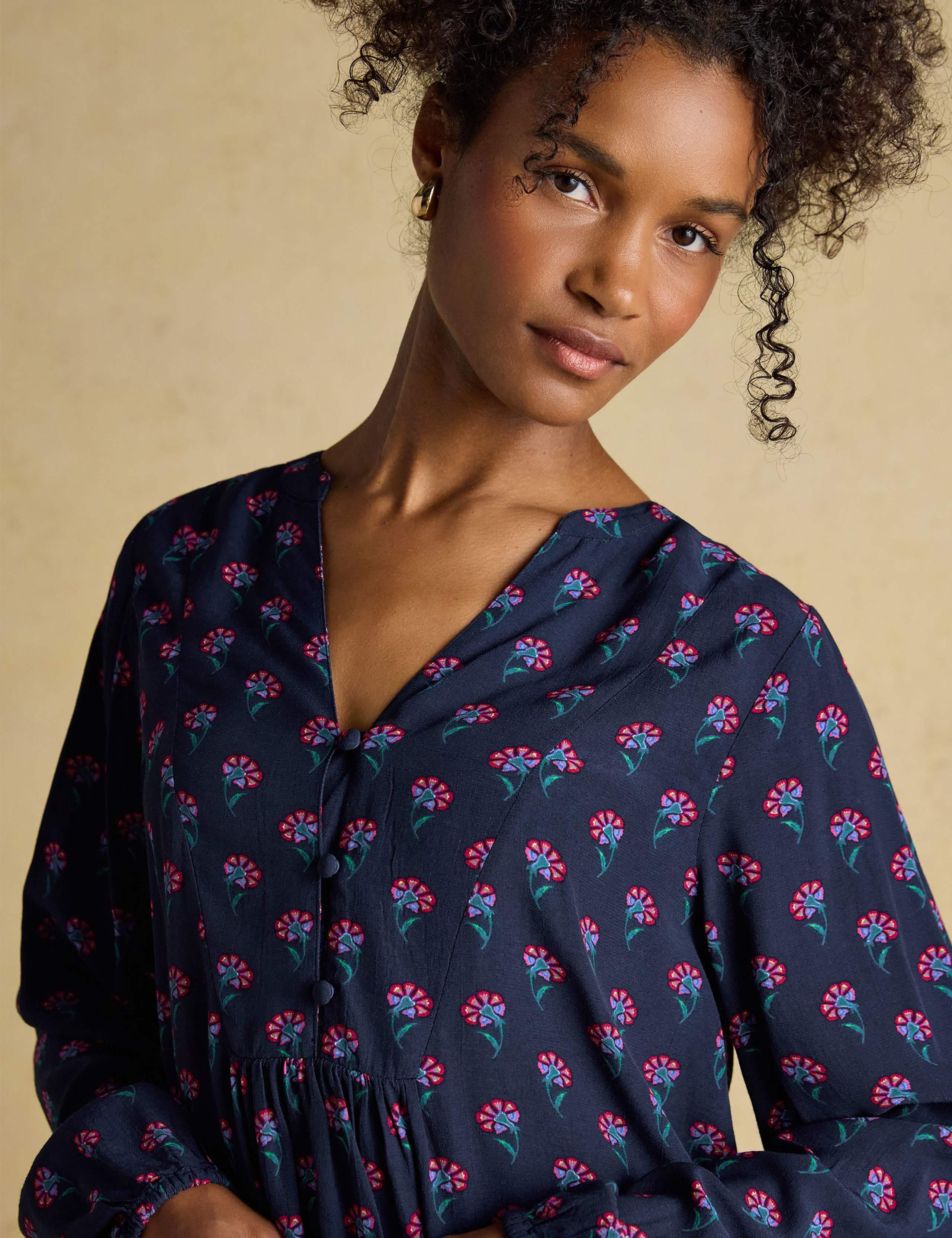 Floral V-Neck Blouse 5 of 8