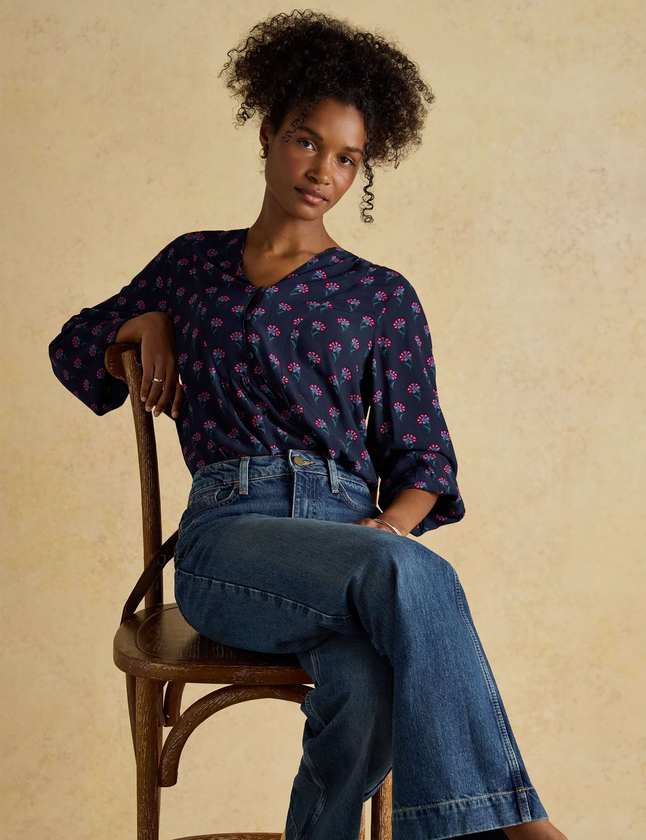 Floral V-Neck Blouse 6 of 8