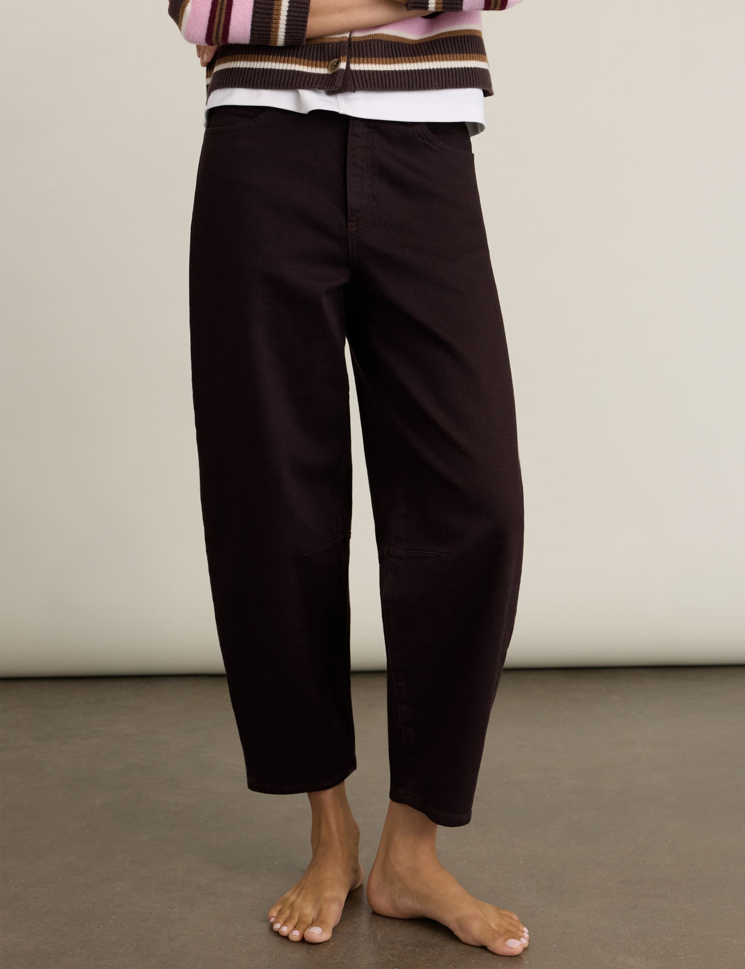 Barrel Leg Jeans 2 of 4