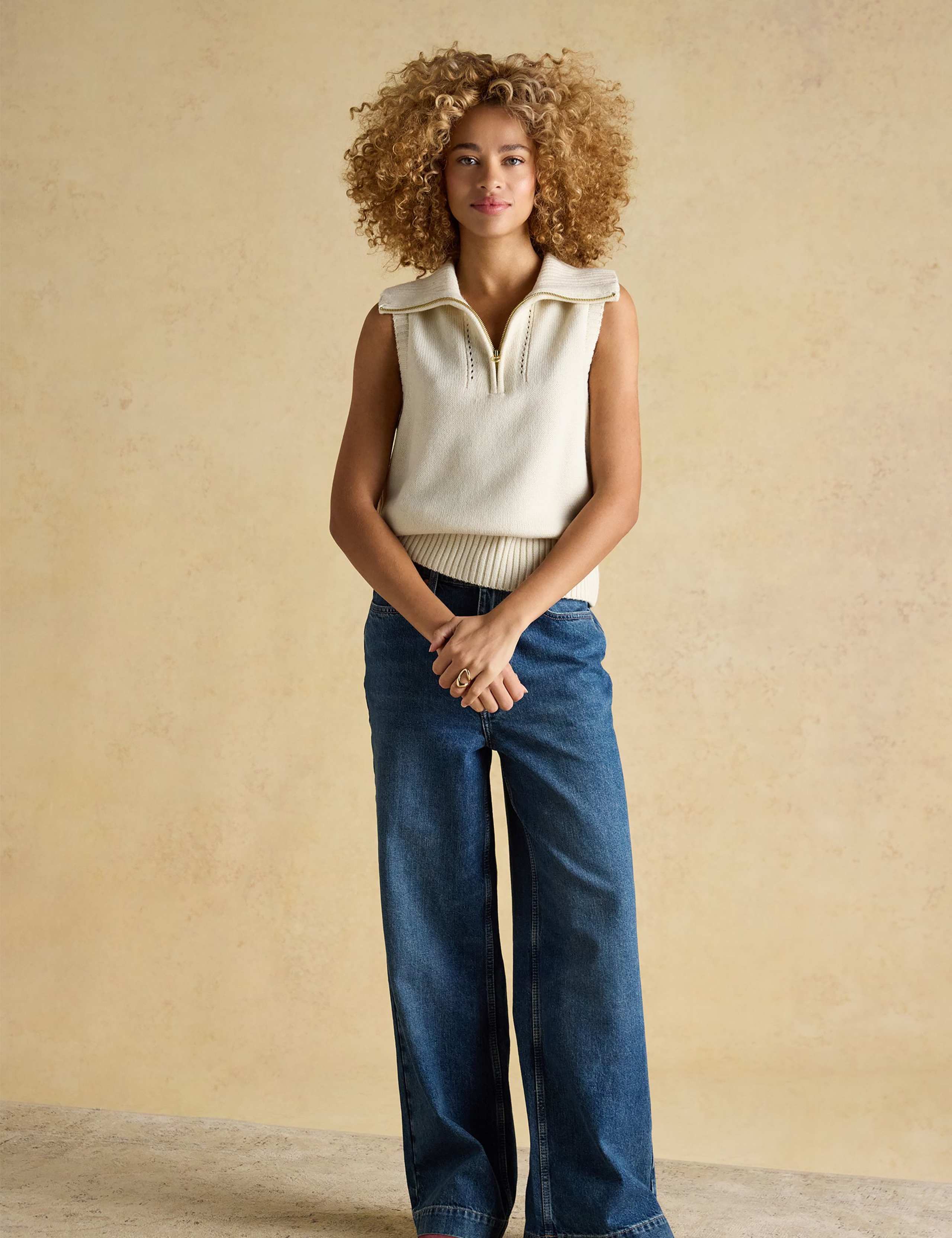 Half Zip Knitted Vest with Wool 3 of 9