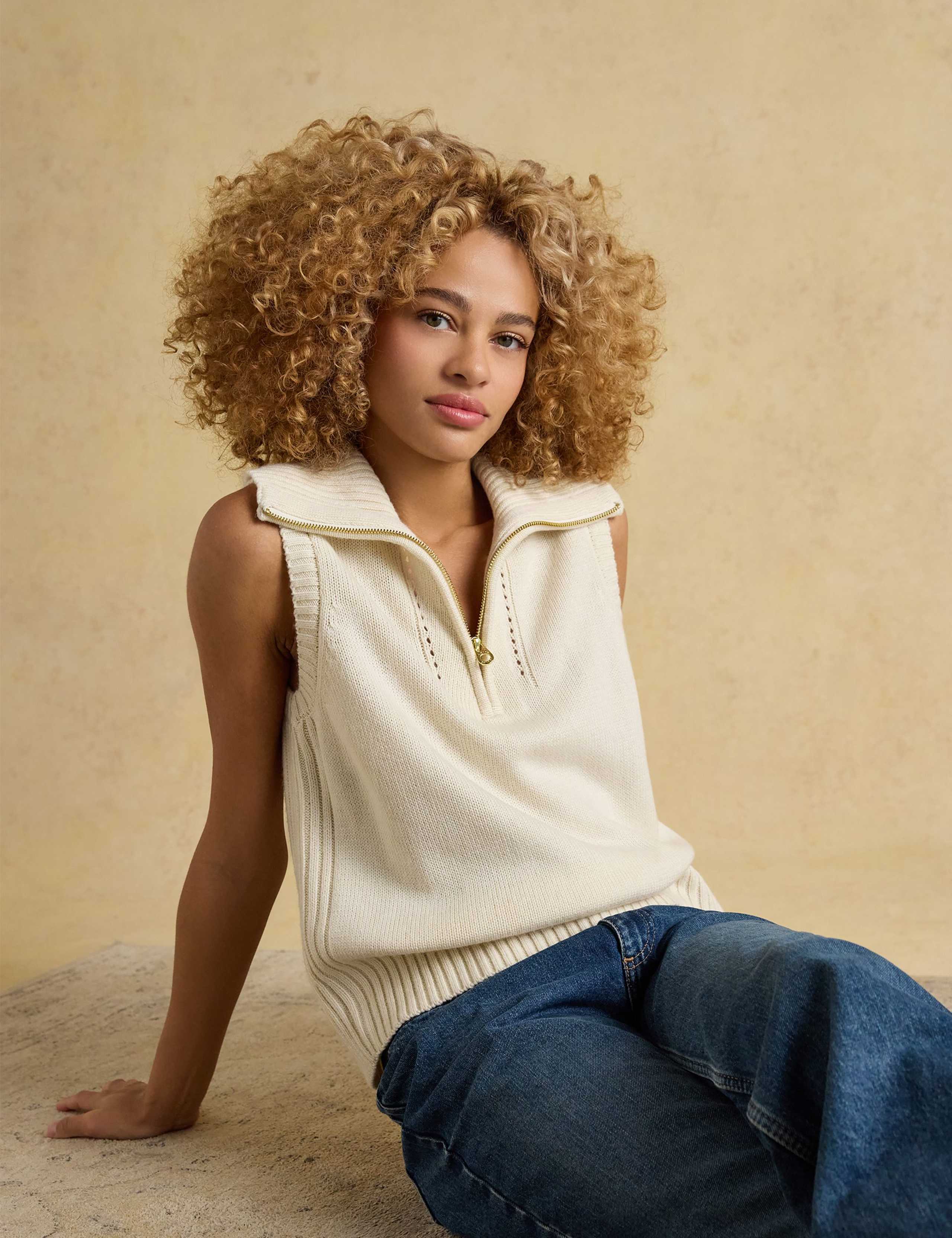 Half Zip Knitted Vest with Wool 5 of 9