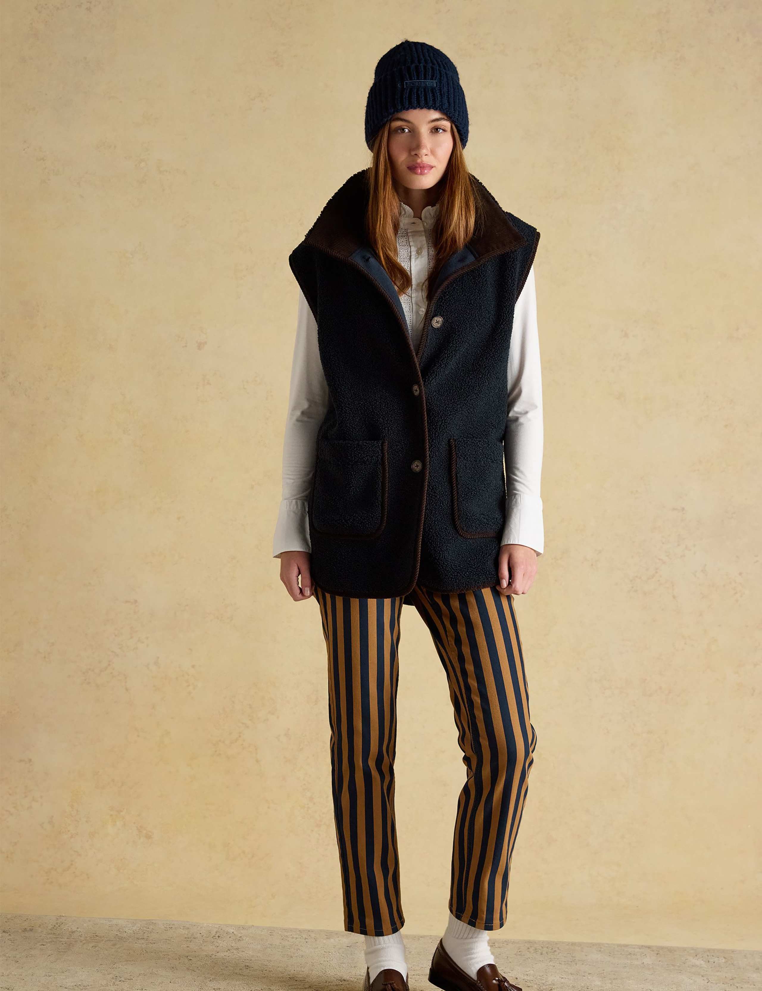 Knitted Beanie 4 of 6