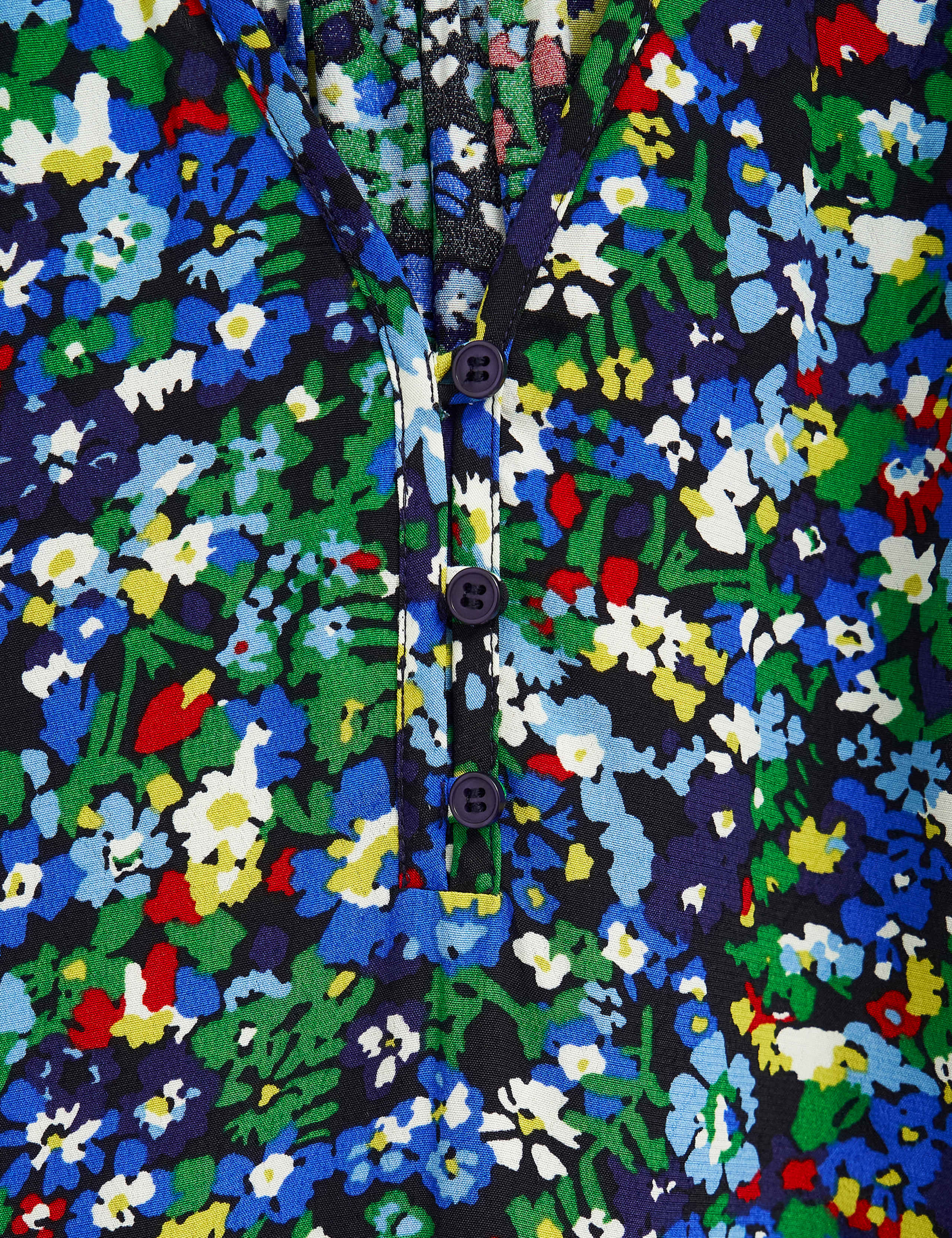 Floral V-Neck Button Through Blouse 7 of 7