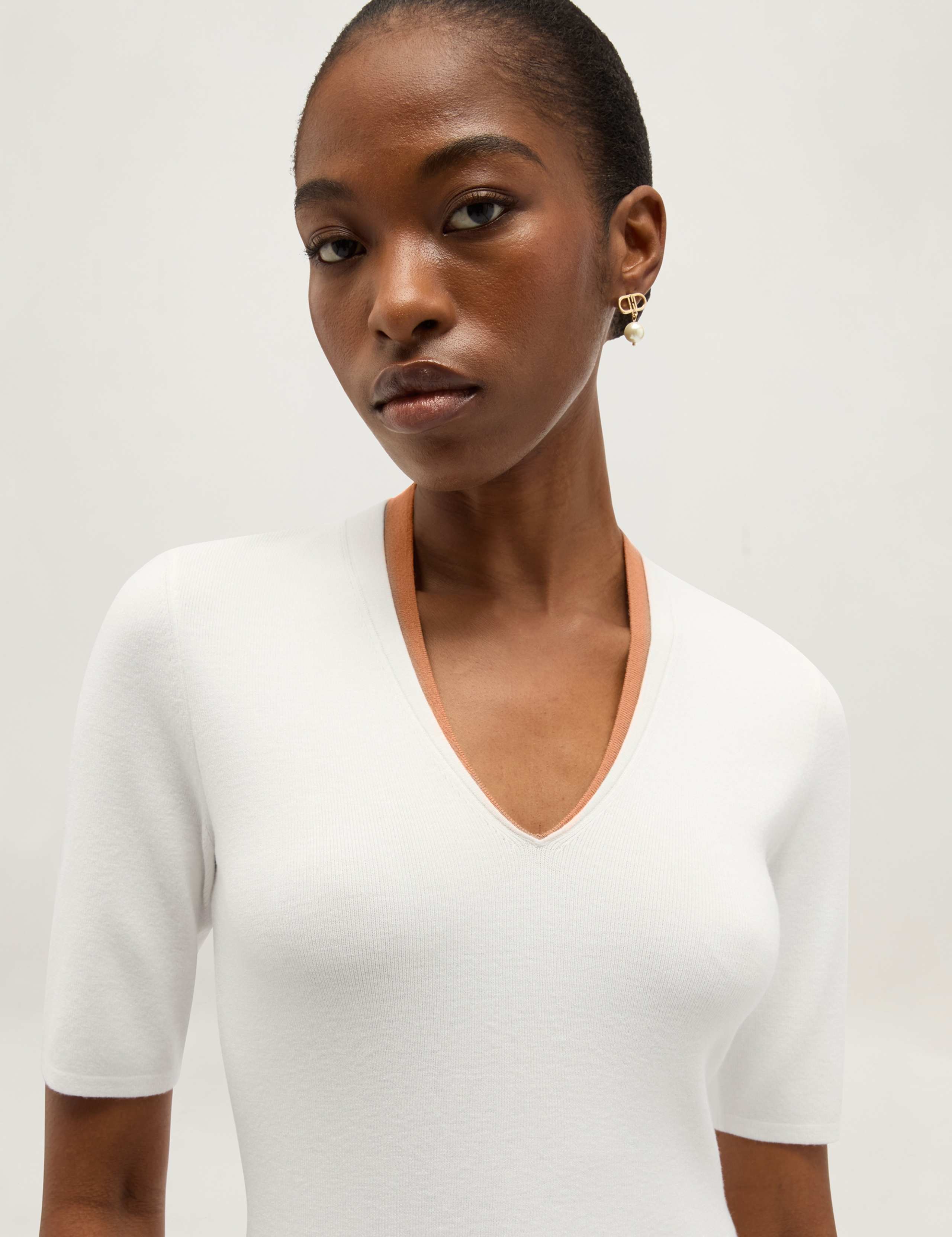 V-Neck Knitted Top 3 of 6