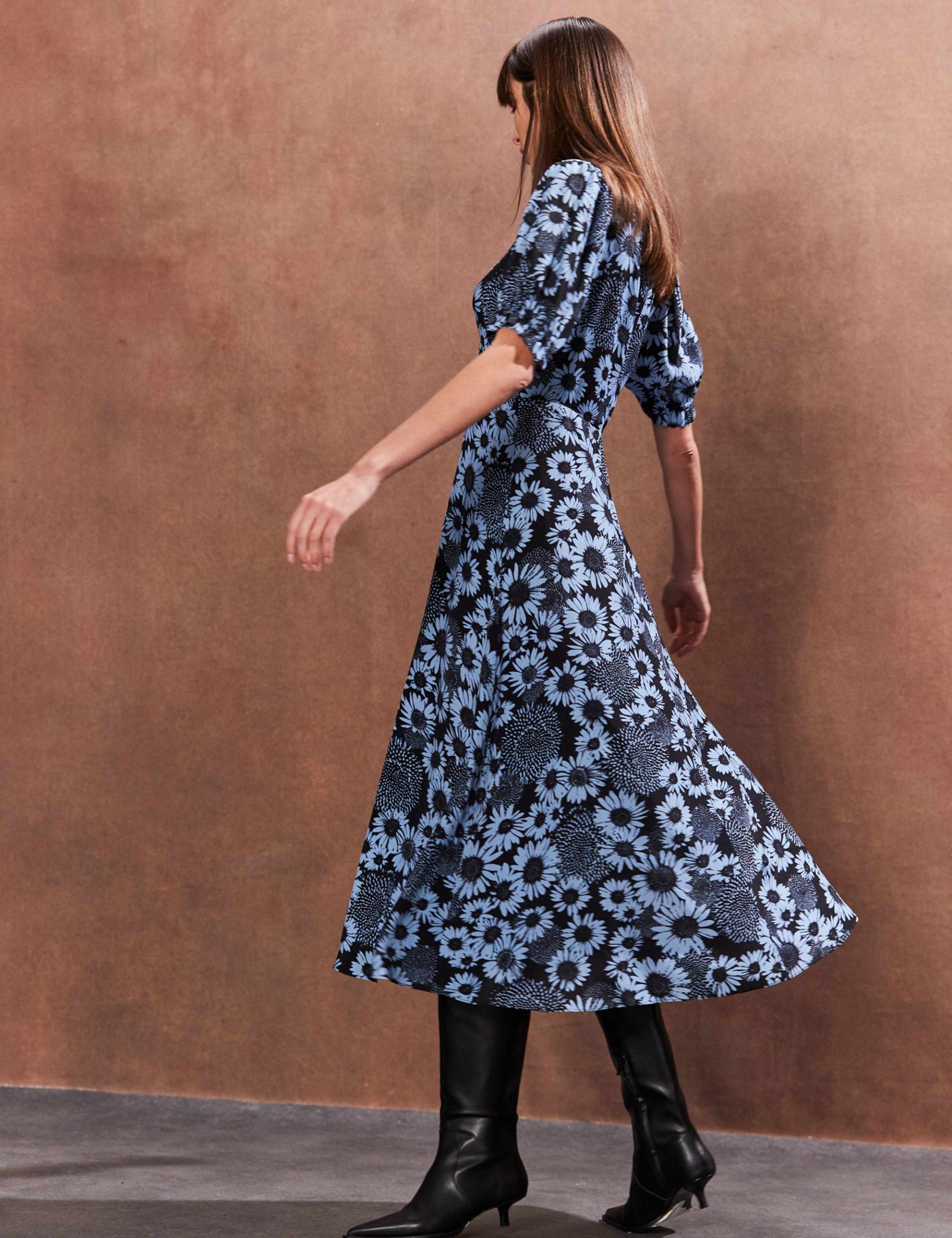 Floral V-Neck Ruched Midi Tea Dress 3 of 5