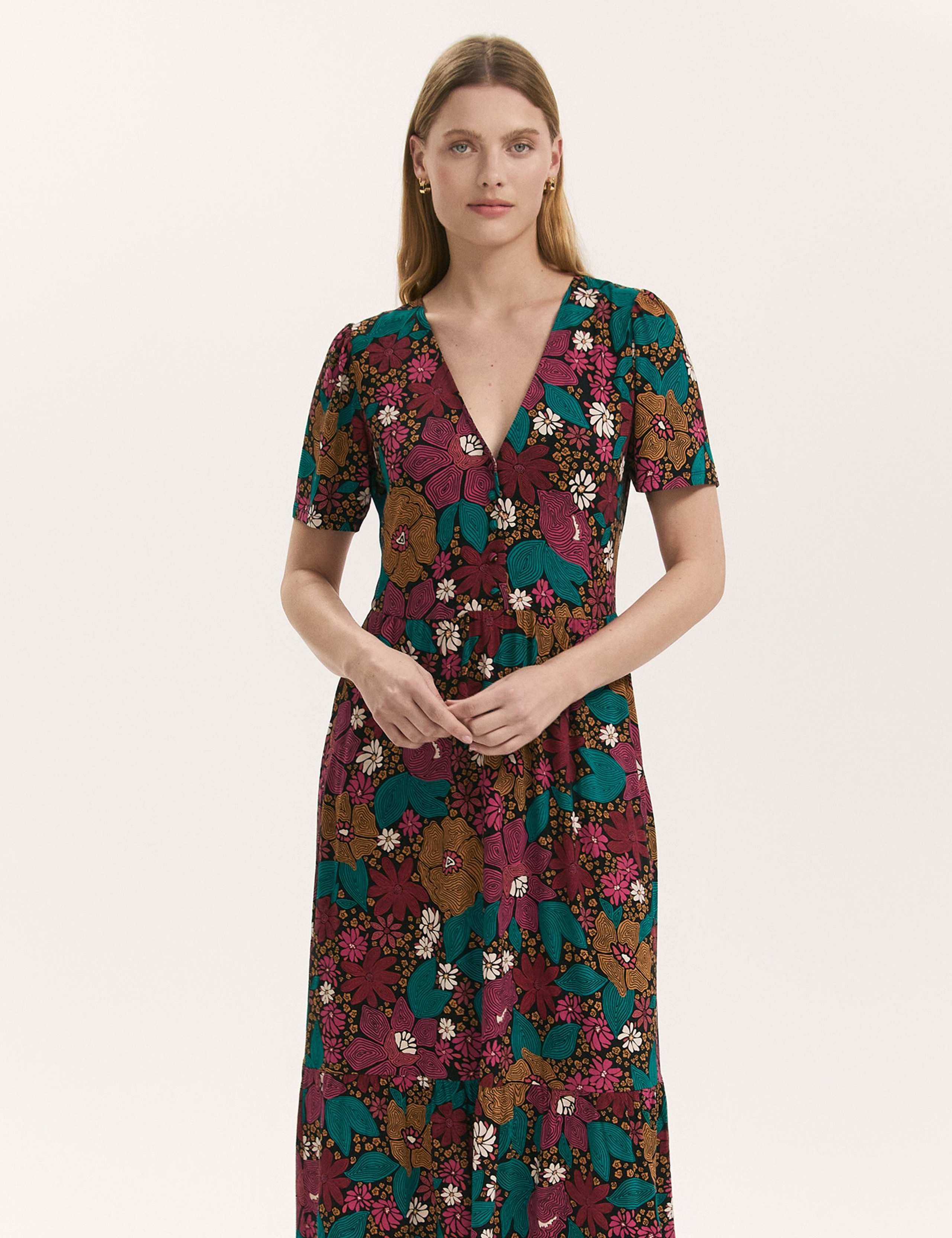 Jersey Floral V-Neck Midi Tiered Dress 3 of 4
