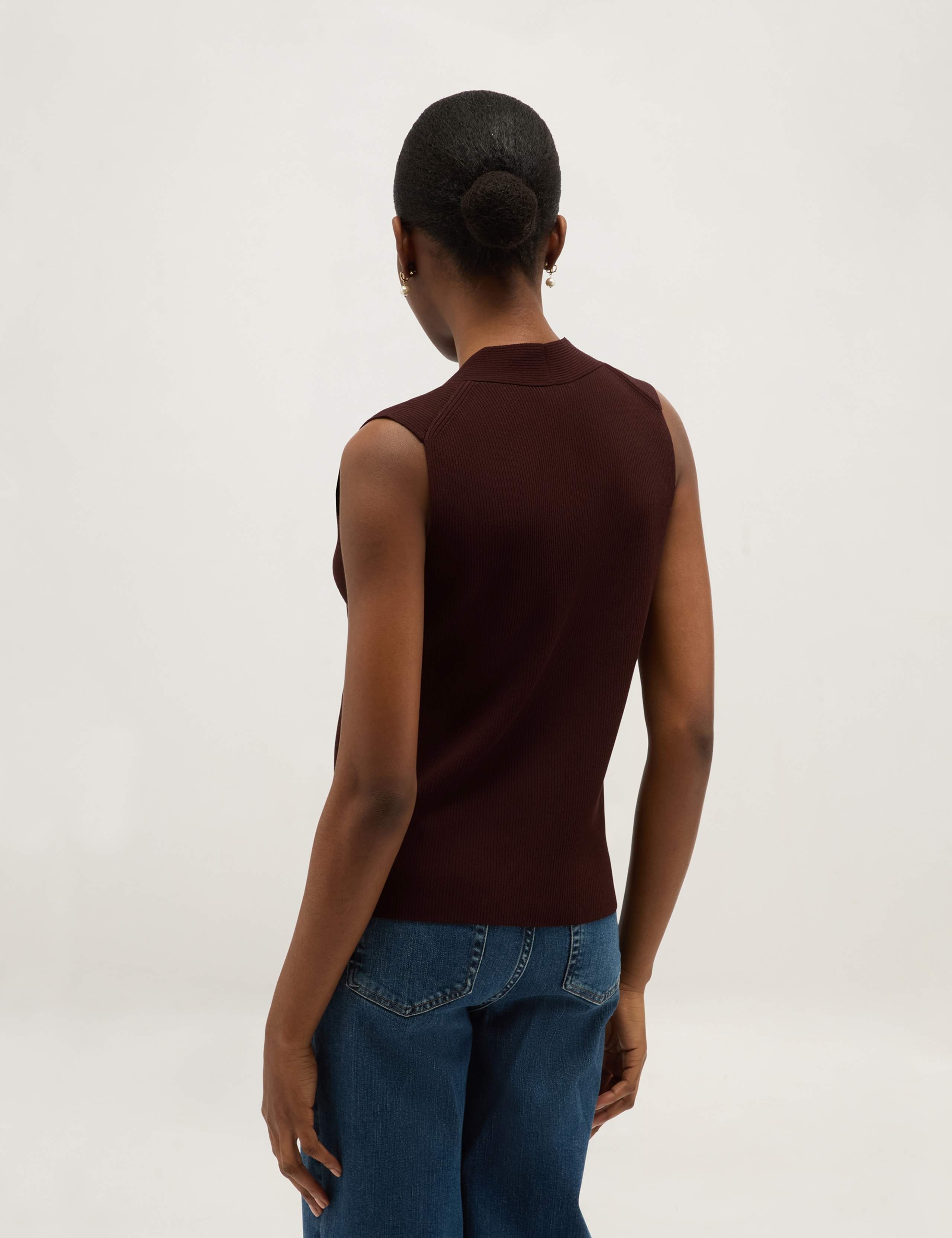 V-Neck Knitted Vest 4 of 5