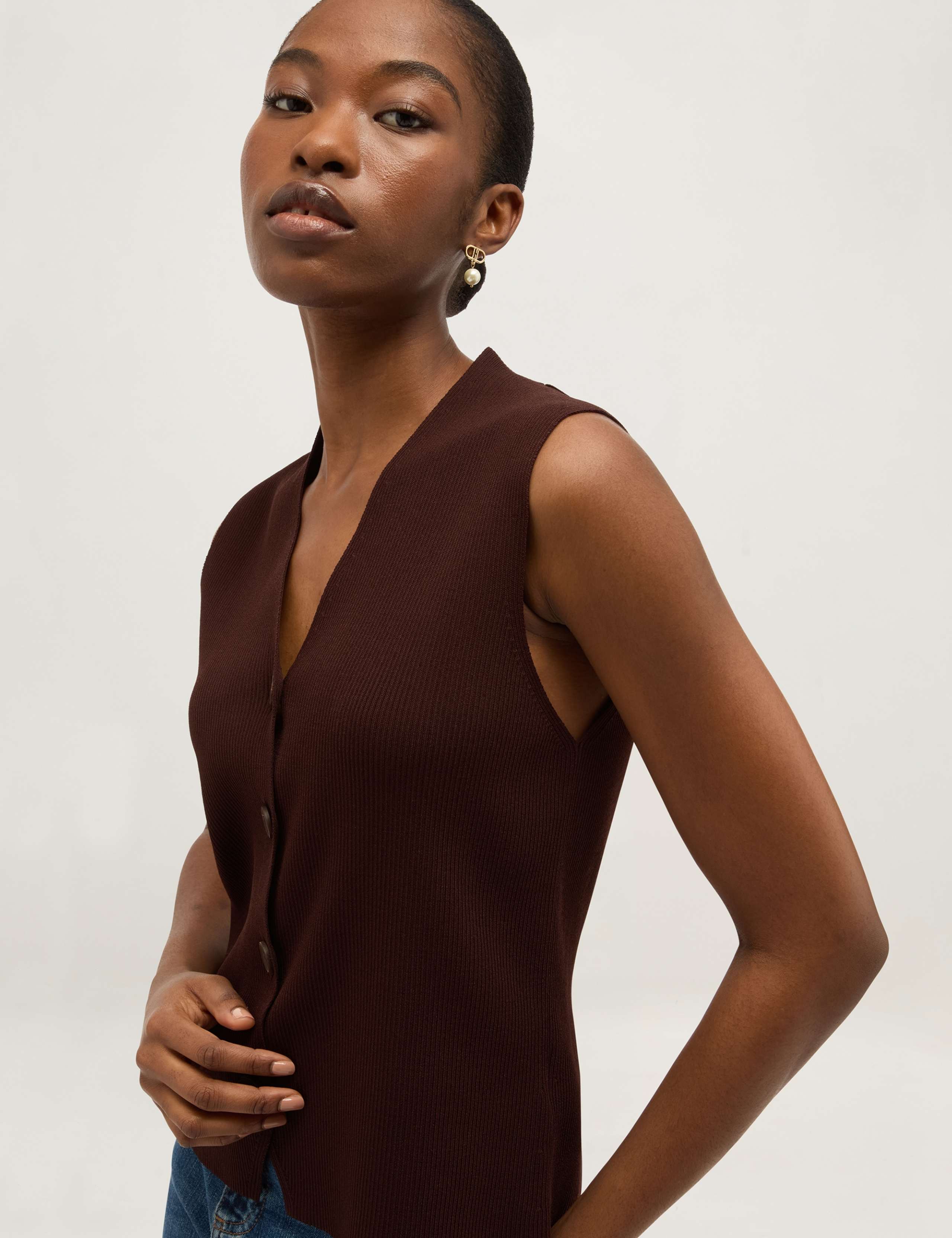 V-Neck Knitted Vest 5 of 5