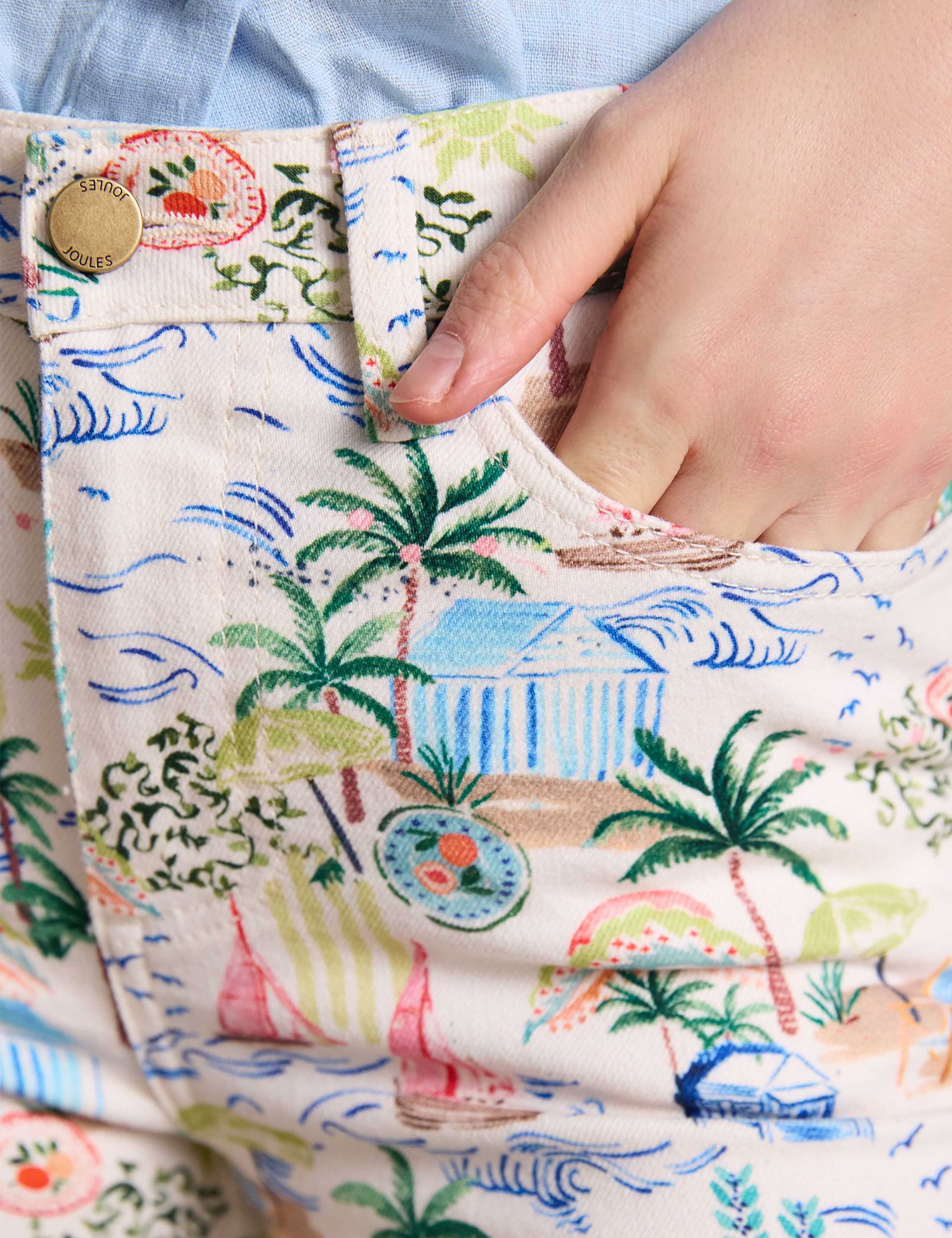 Toile Landscape Print Mid Rise Straight Jeans 7 of 7